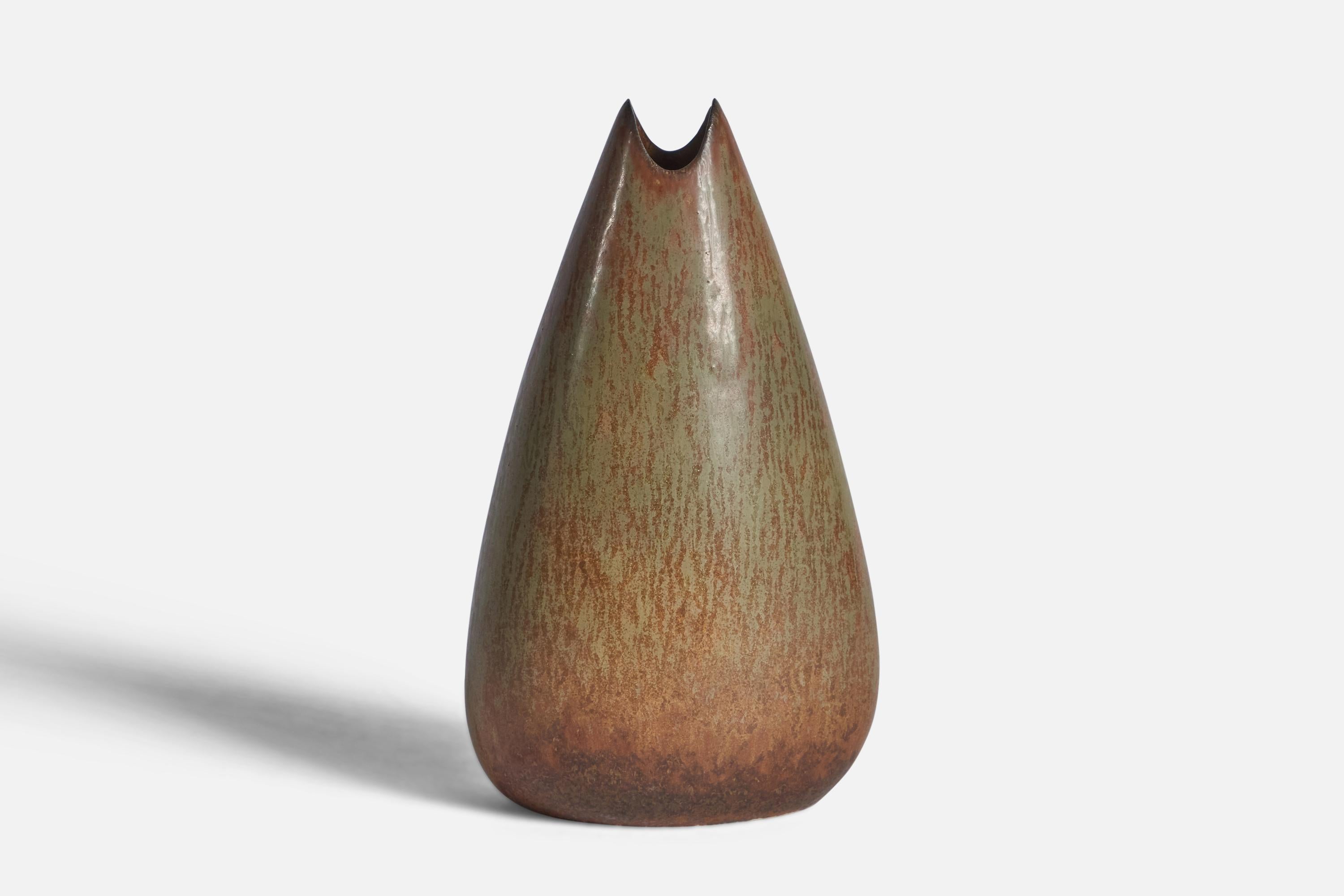 A brown-glazed stoneware vase designed by Gunnar Nylund and produced by Rörstrand, Sweden, 1940s.

With incised decor on one side.