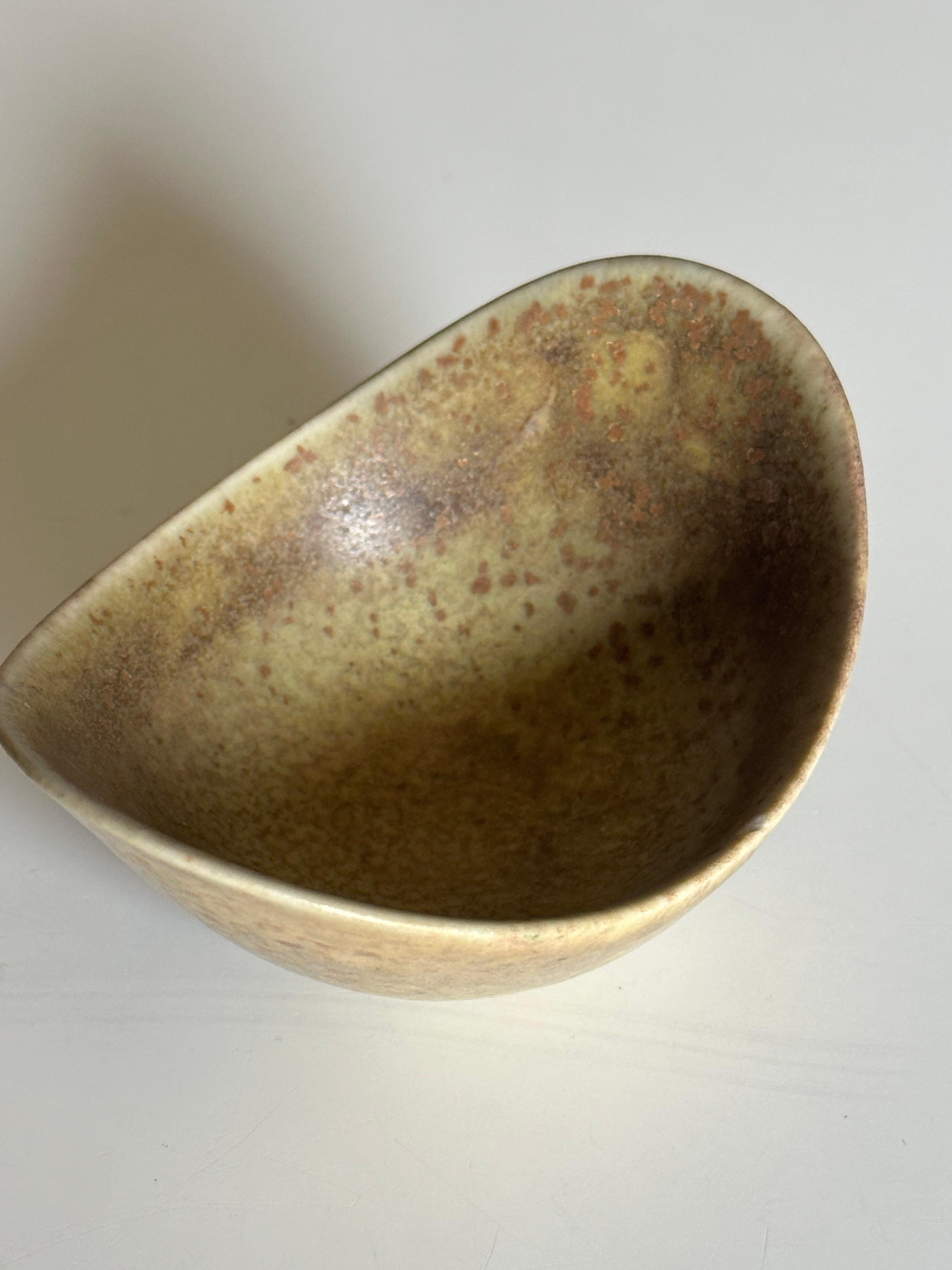 Mid-Century Modern Gunnar Nylund Vide Poche Small Bowl pour Rörstrand en vente