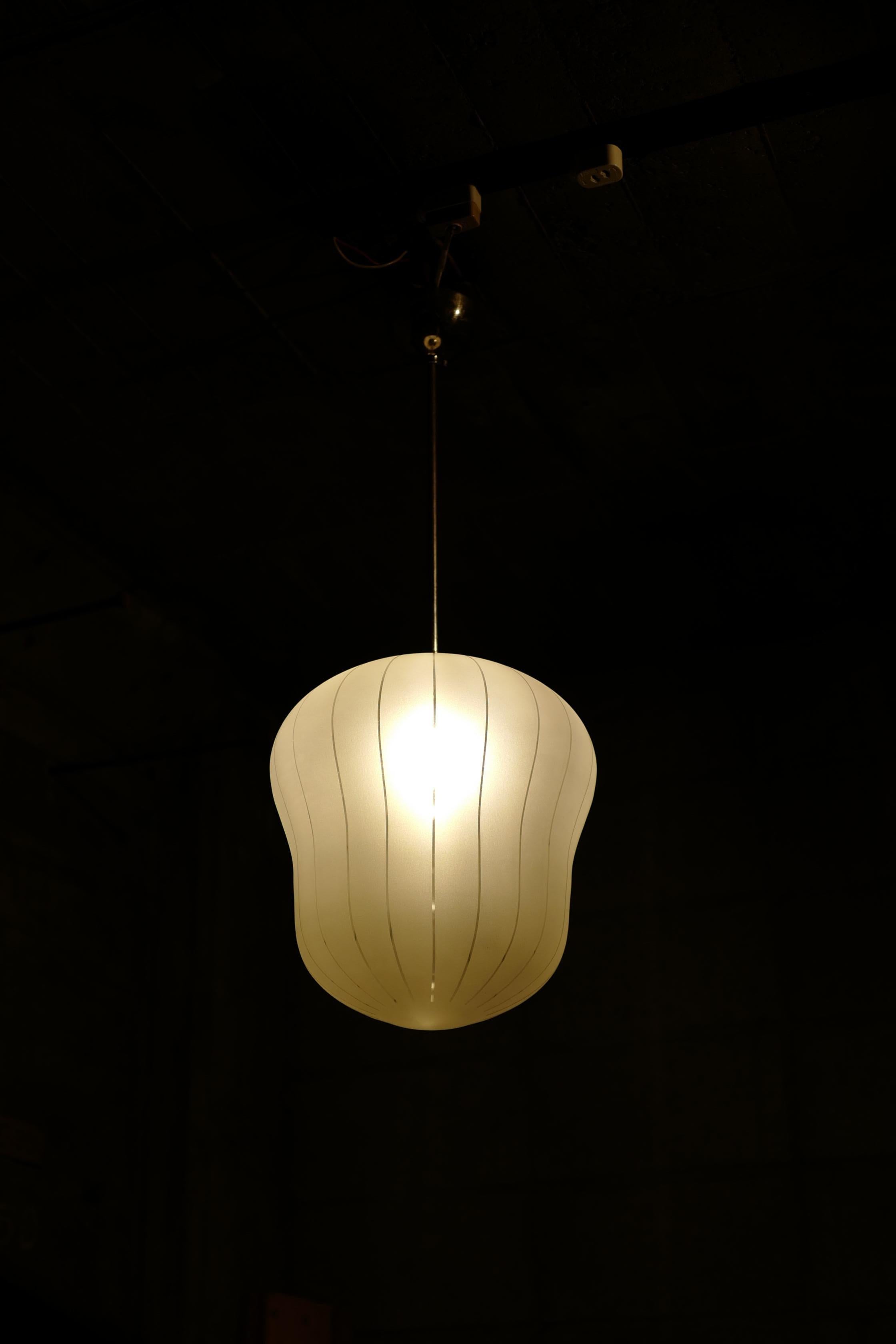Gunnel Nyman 40's frosted glass pendant lamp For Sale 3