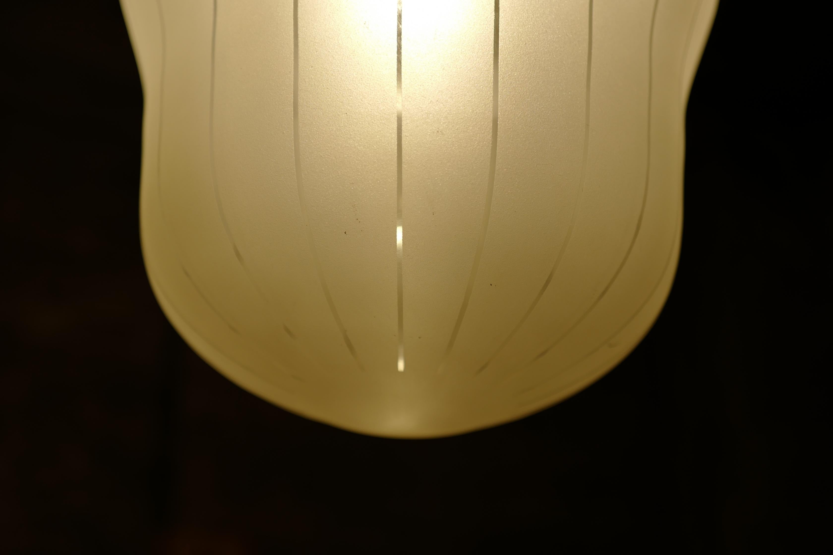 Gunnel Nyman 40's frosted glass pendant lamp For Sale 1