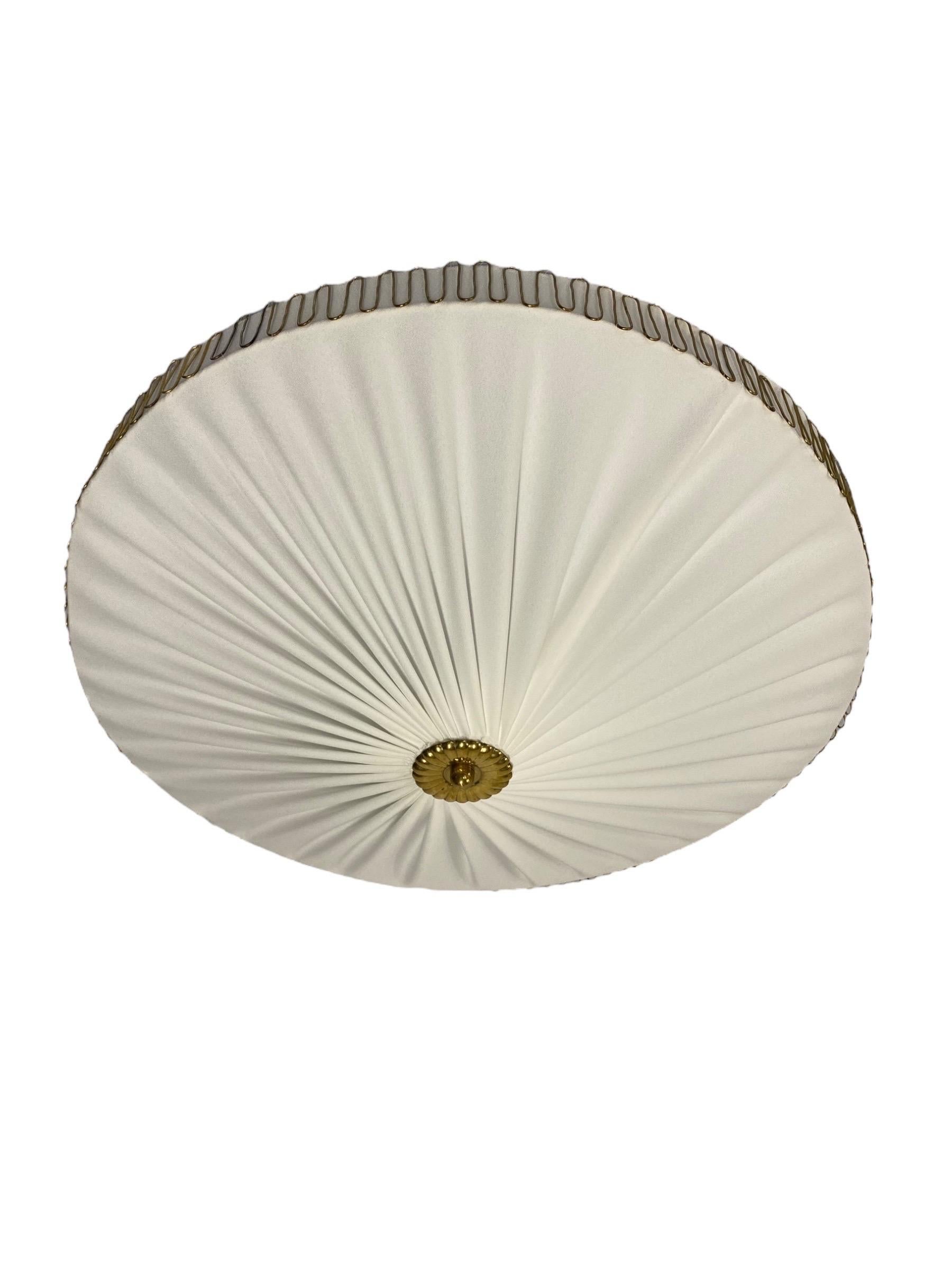 Scandinave moderne Gunnel Nyman Flush Mountains en laiton et tissu, modèle K5-40, Idman 1950s en vente
