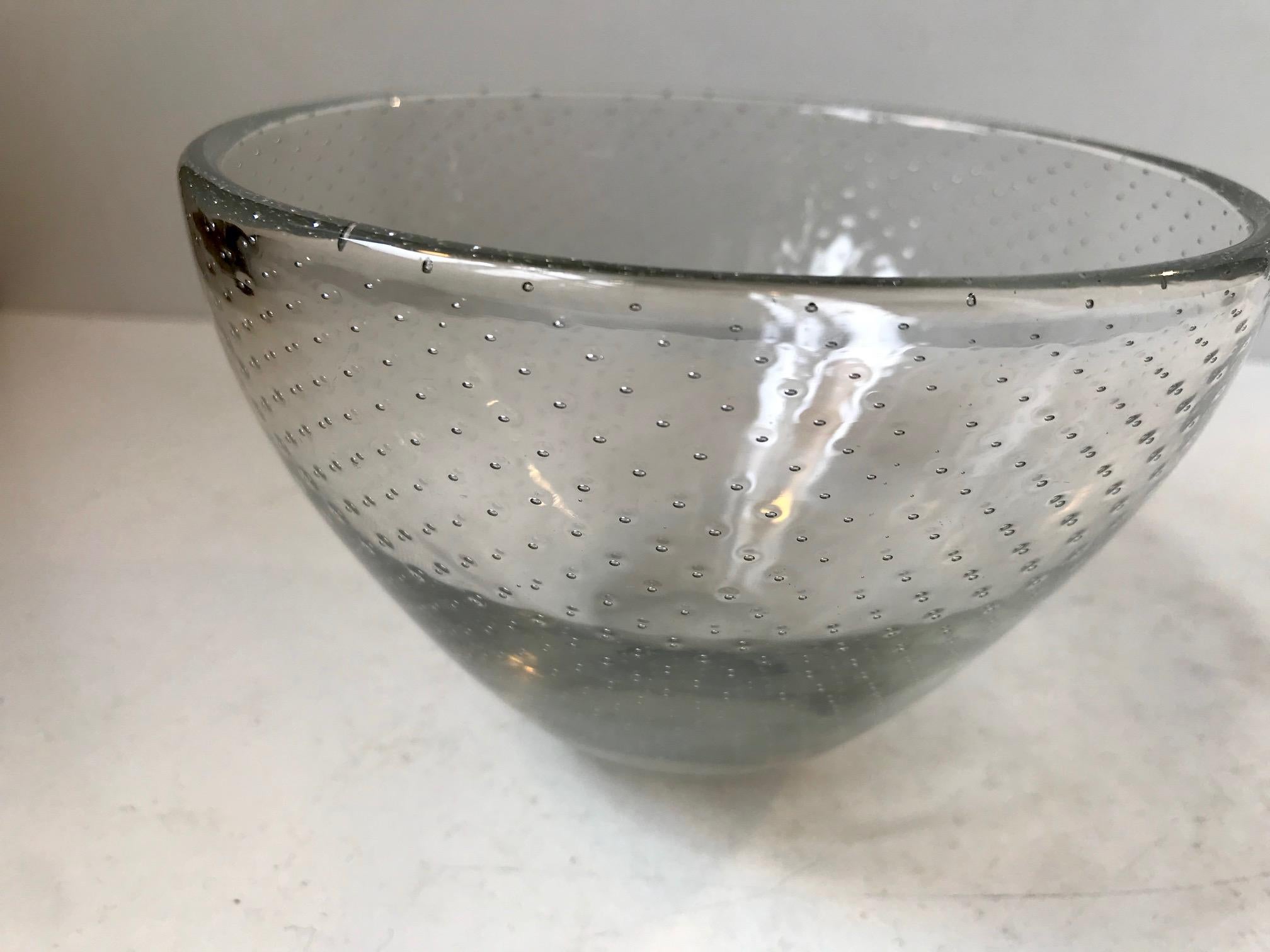 Mid-Century Modern Gunnel Nyman Glass Bowl with Air Bubbles, Finland, 1940s For Sale
