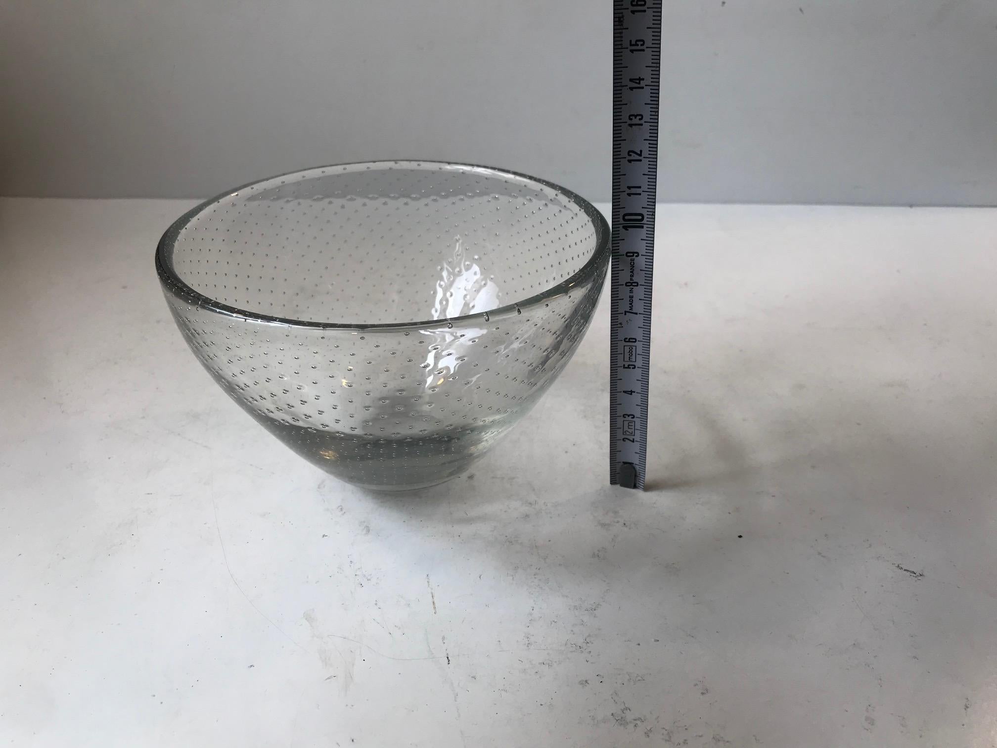 Bol en verre de nylon Gunnel avec bulles d'air, Finlande, années 1940 Bon état - En vente à Esbjerg, DK