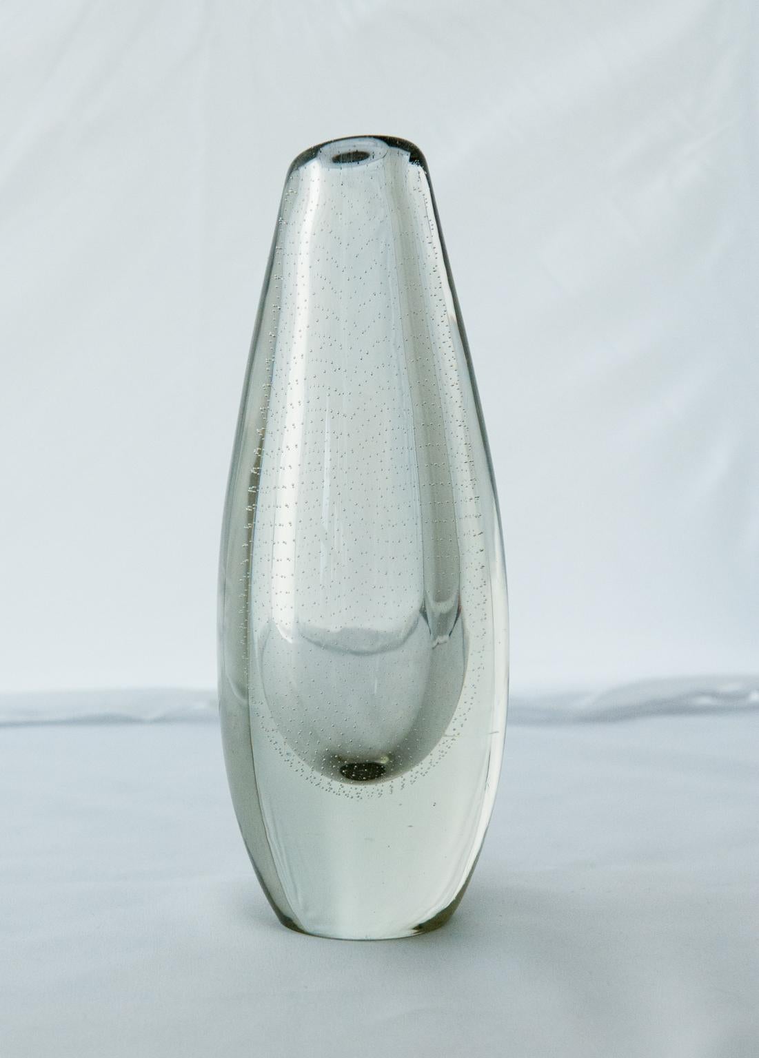 Scandinavian Modern Gunnel Nyman Glass Vase by Nuutajärvi, signed For Sale