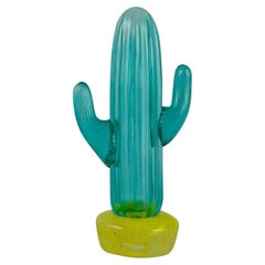 Gunnel Sahlin pour Kosta Boda, cactus en verre d'art turquoise. Vers les années 1980.