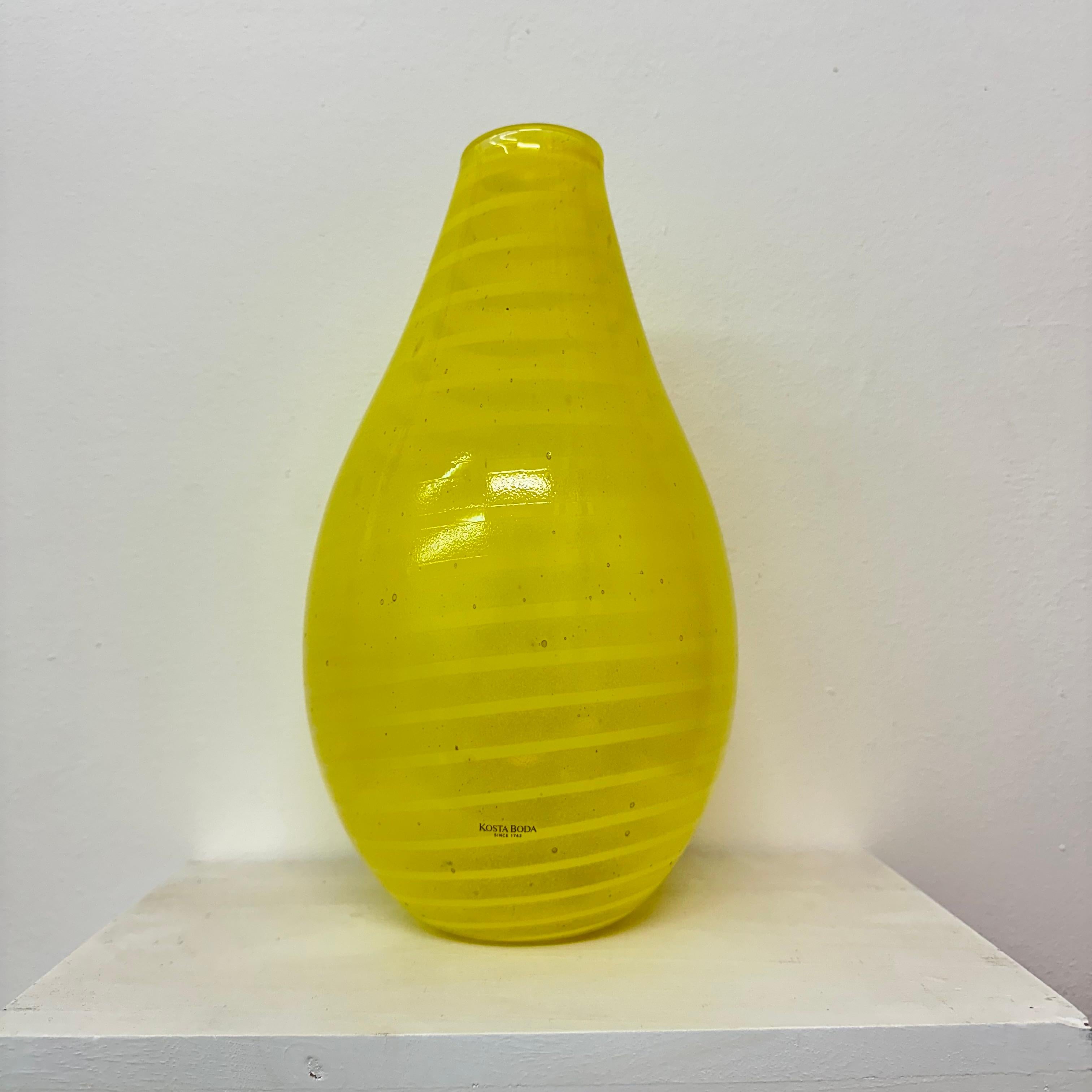 Gunnel Sahlin for Kosta boda Sweden yellow glass vase , 1990’s For Sale 3