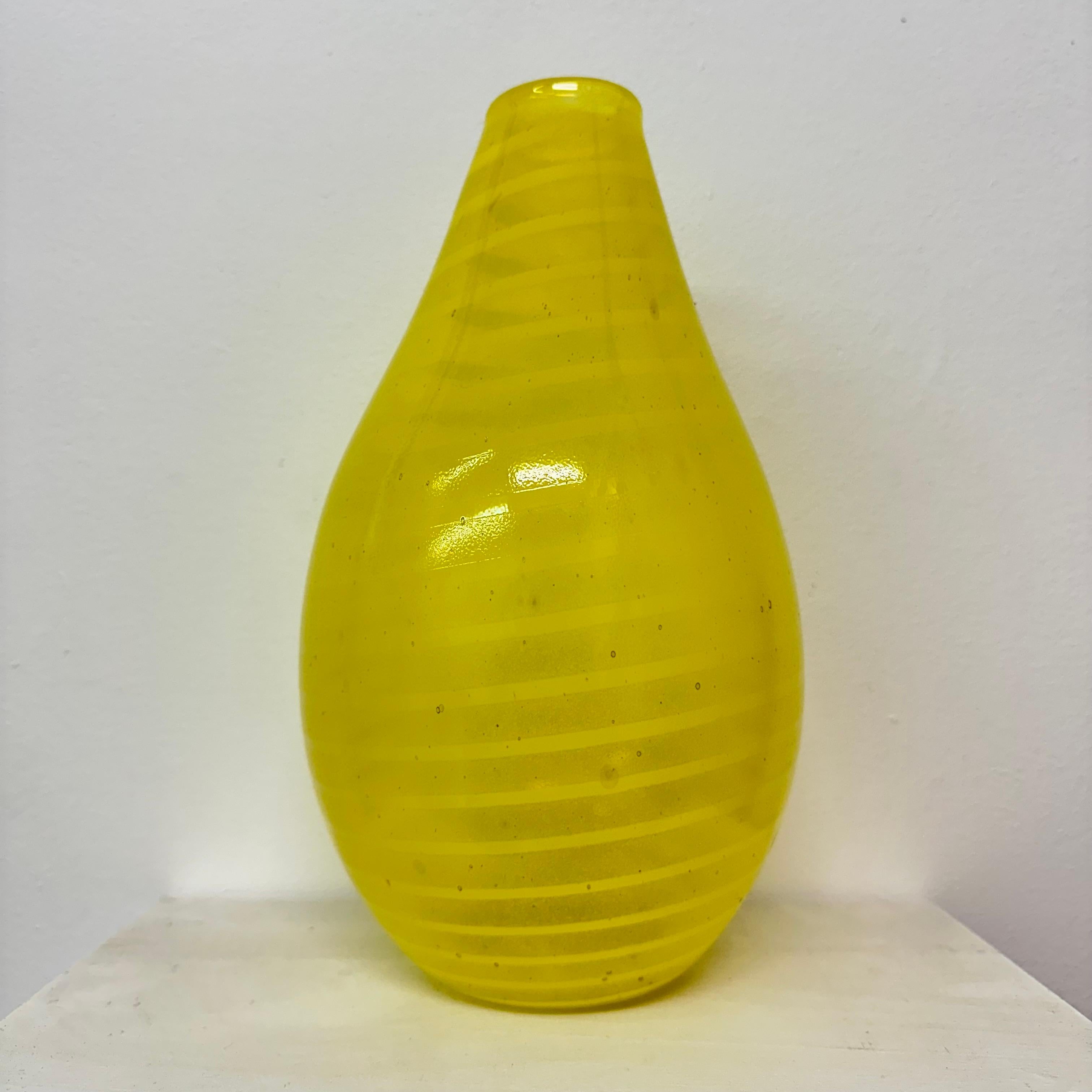 Gunnel Sahlin for Kosta boda Sweden yellow glass vase , 1990’s

Dimensions: 30 cm Height , 16cm Diameter
Material: Glass
Color: Yellow , black