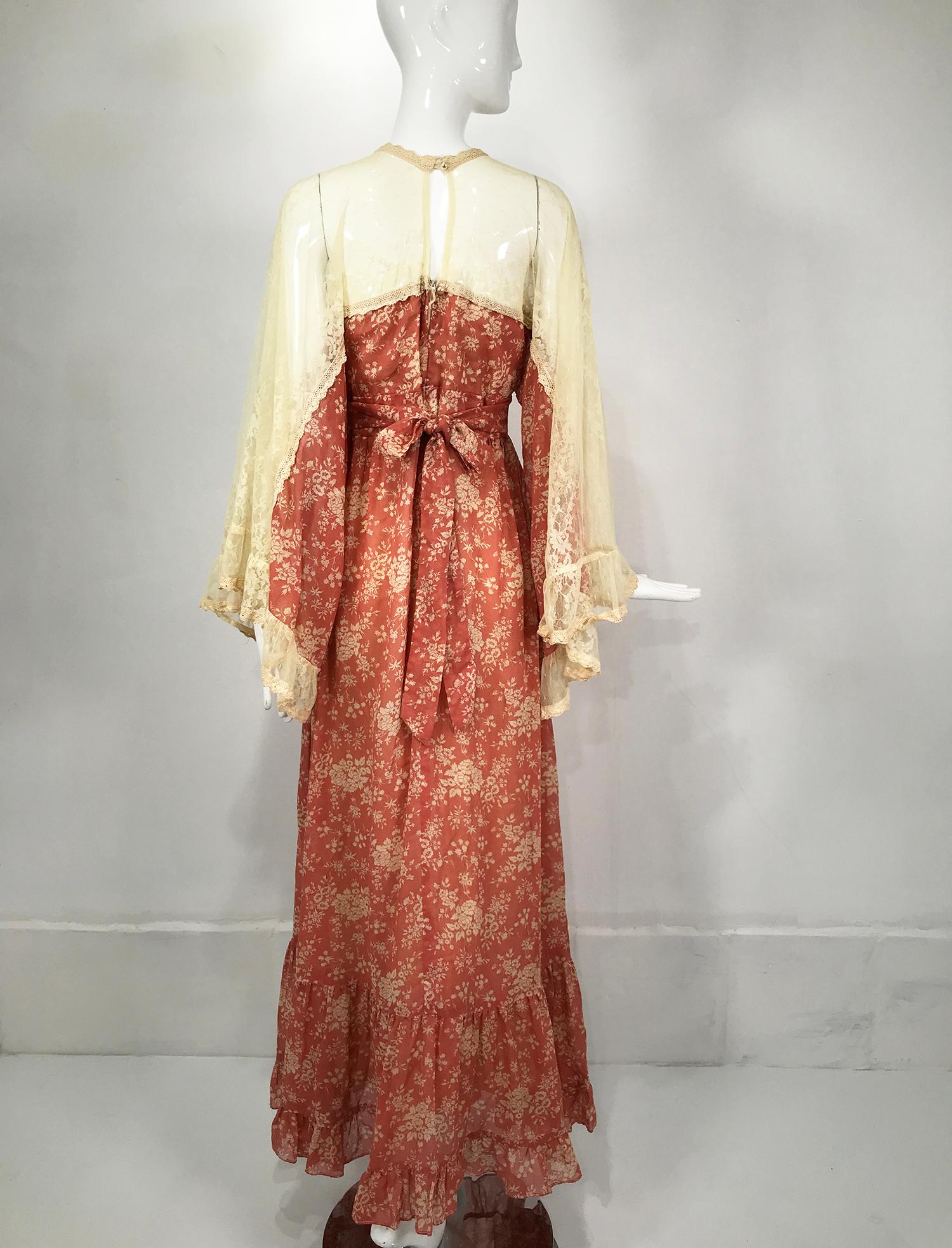 GunneSax By Jessica Tulle Shoulder Angel Sleeve Calico Prairie Dress 1969 In Good Condition For Sale In West Palm Beach, FL