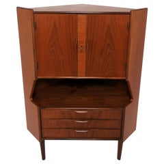 Gunni Omann for Omann Jun Danish Teak Corner Cabinet, circa 1960s