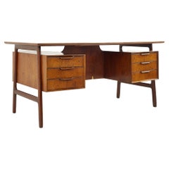 Gunni Omann for Omann Jun Møbelfabrik Mid Century Santos Rosewood Executive Desk