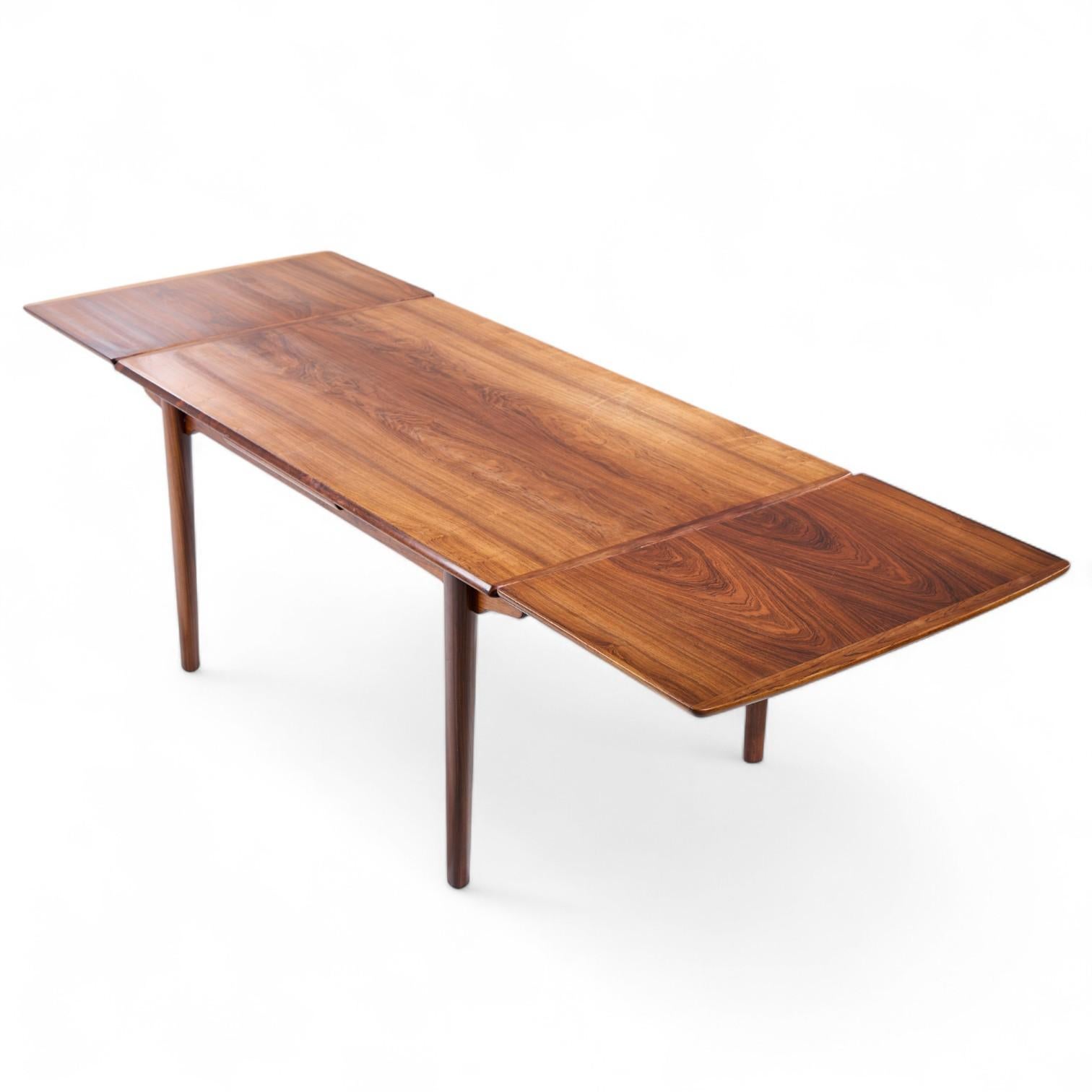Gunni Omann for Omann Jun Mid Century Danish Rosewood Hidden Leaf Dining Table en vente 3