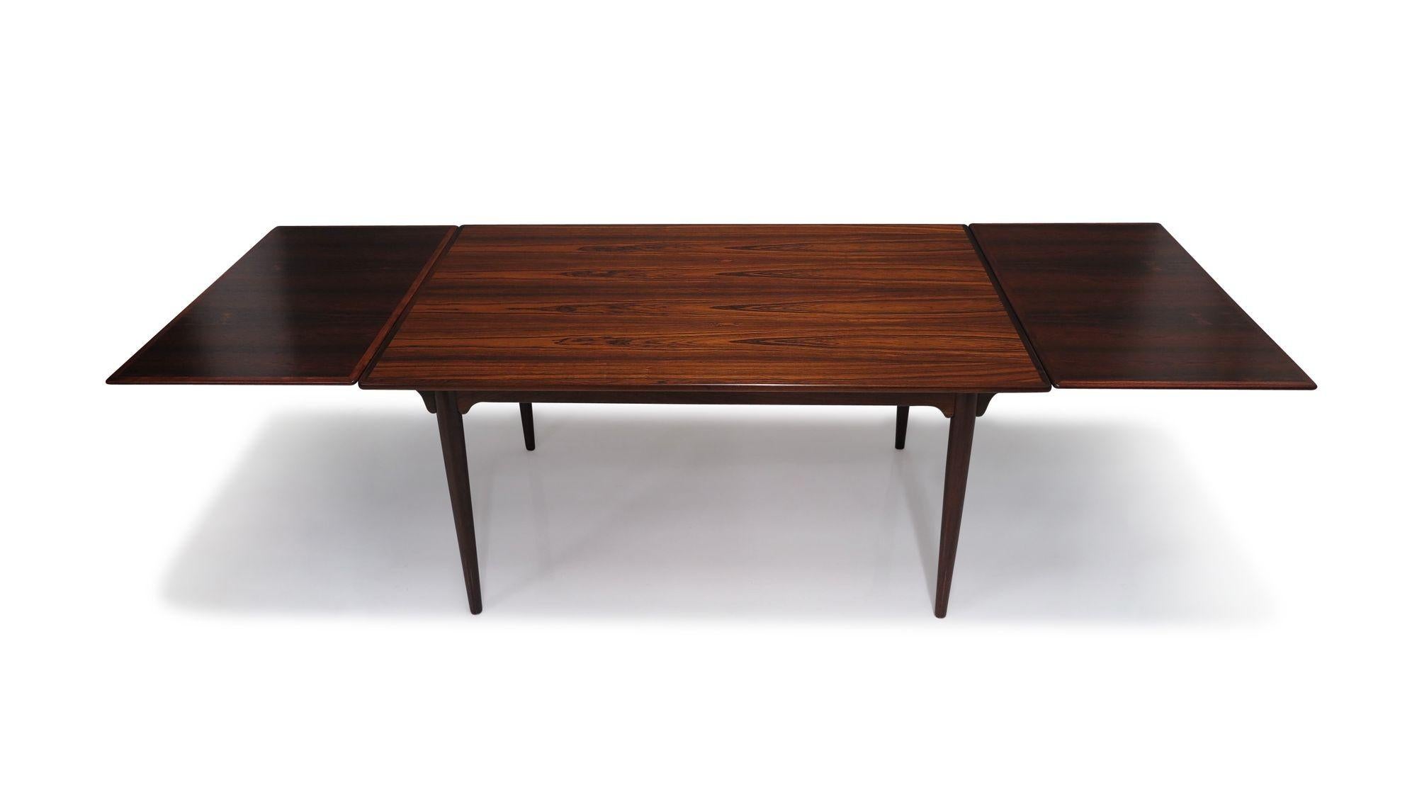 Bois de rose Table de salle à manger Jun Mobelfabrik Gunni Omann pour Omann Jun en vente