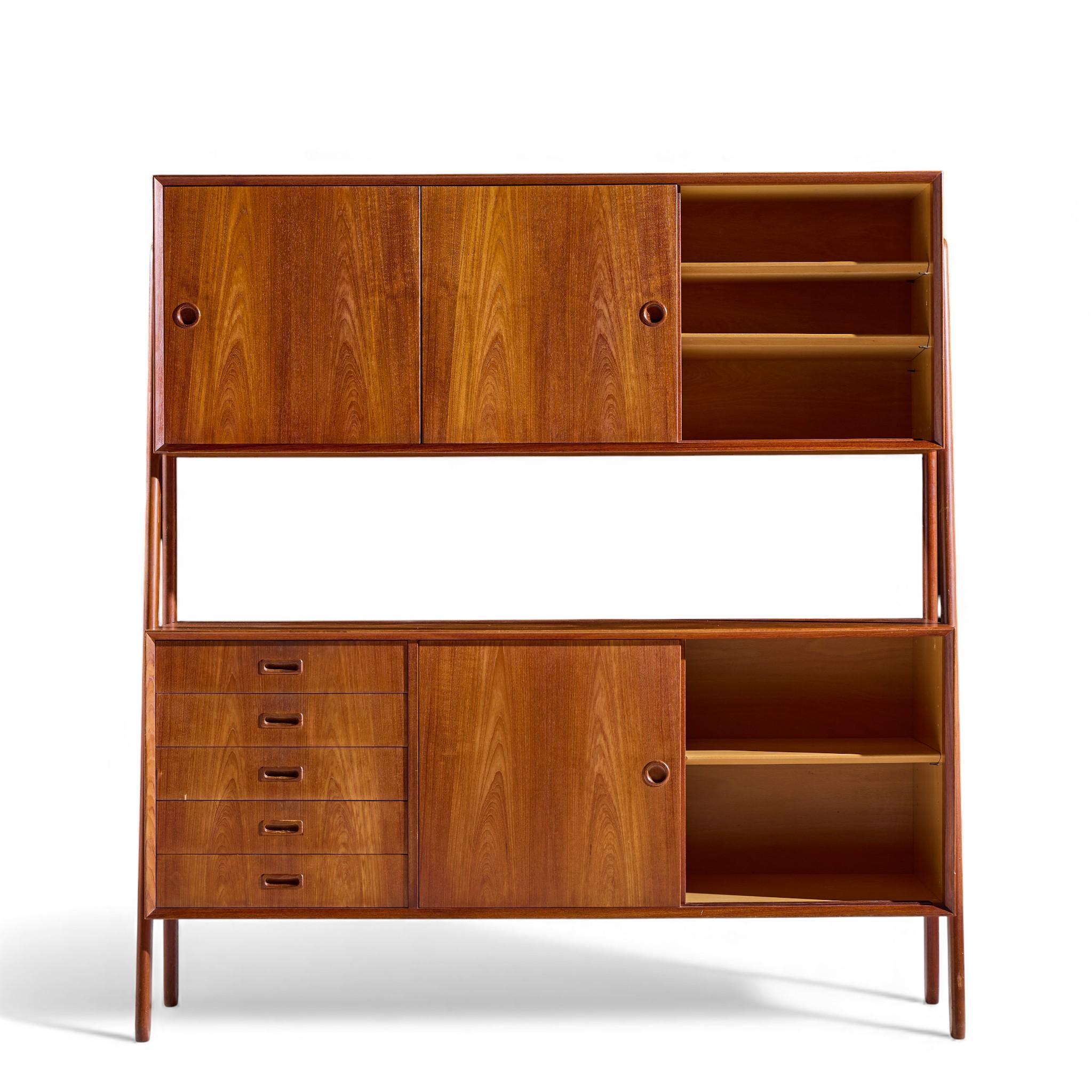 Gunni Omann per Gunni Omann Model 3 Credenza e conigliera in teak danese del metà del secolo scorso in vendita 1