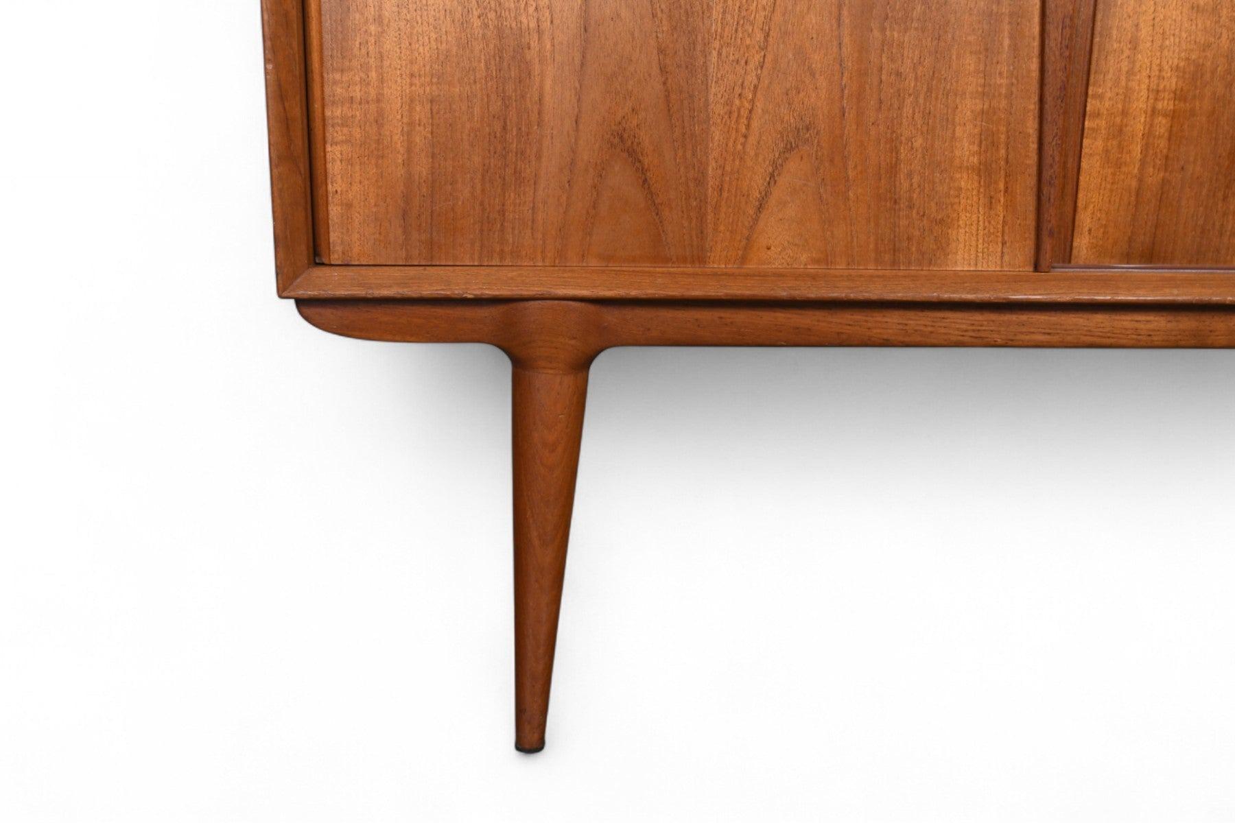 Gunni Omann Modello 15 Credenza alta in teak in vendita 8