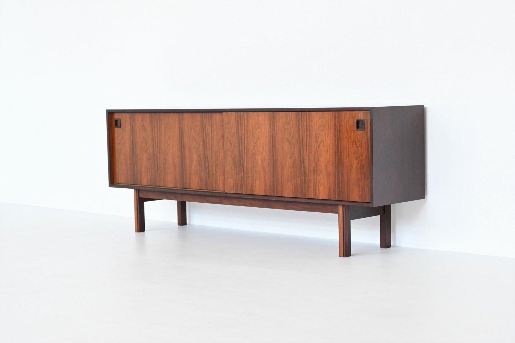Scandinavian Modern Gunni Omann model 21 sideboard in rosewood Omann Jun Denmark 1960