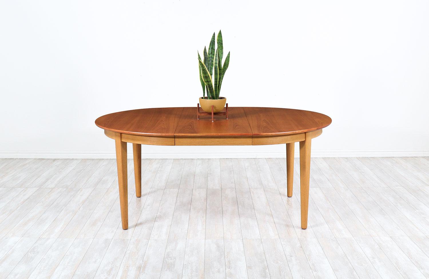expandable table round