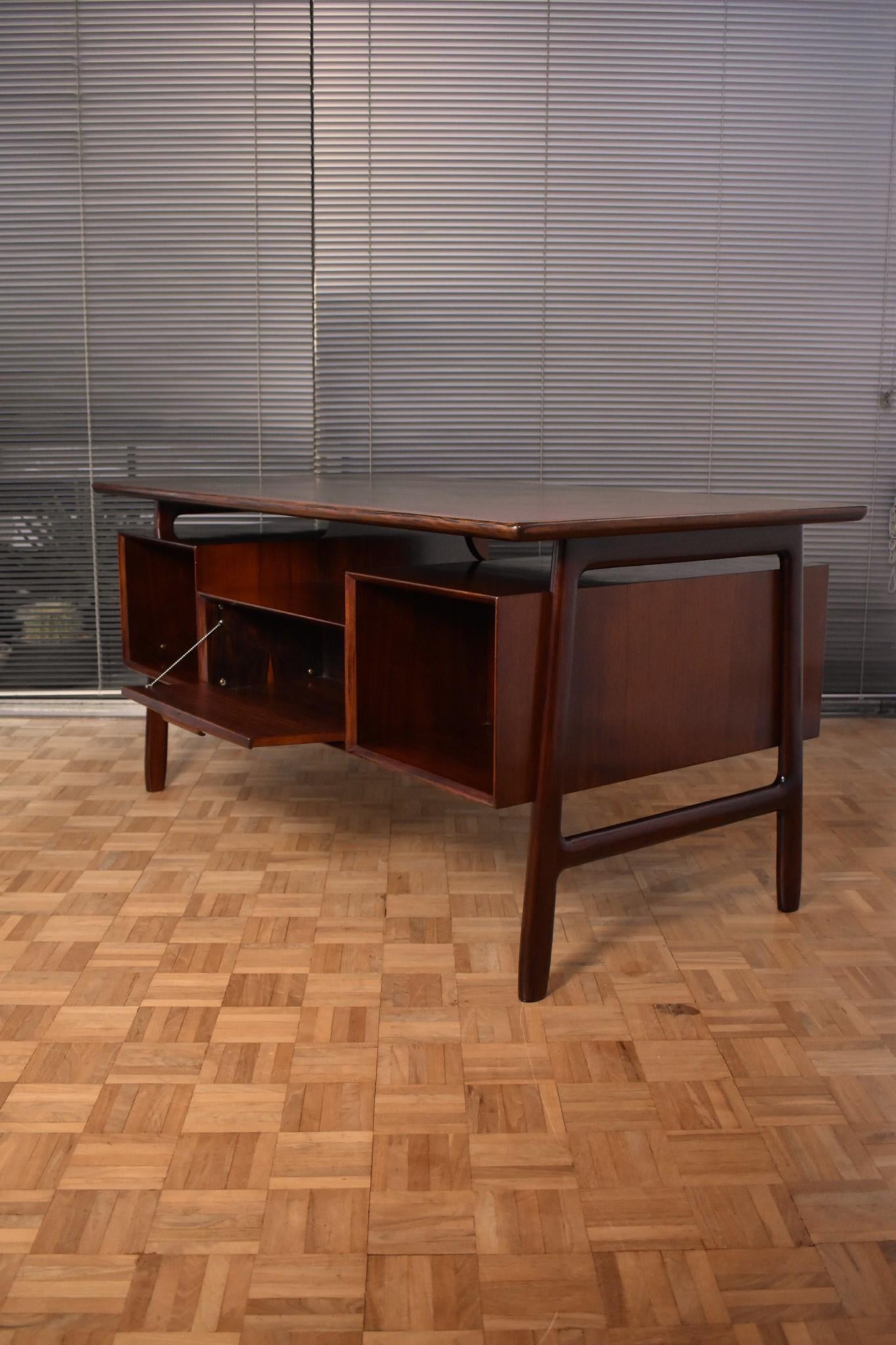 Gunni Omann Model 75 Rosewood Desk for Omann Jun Møbelfabrik 7