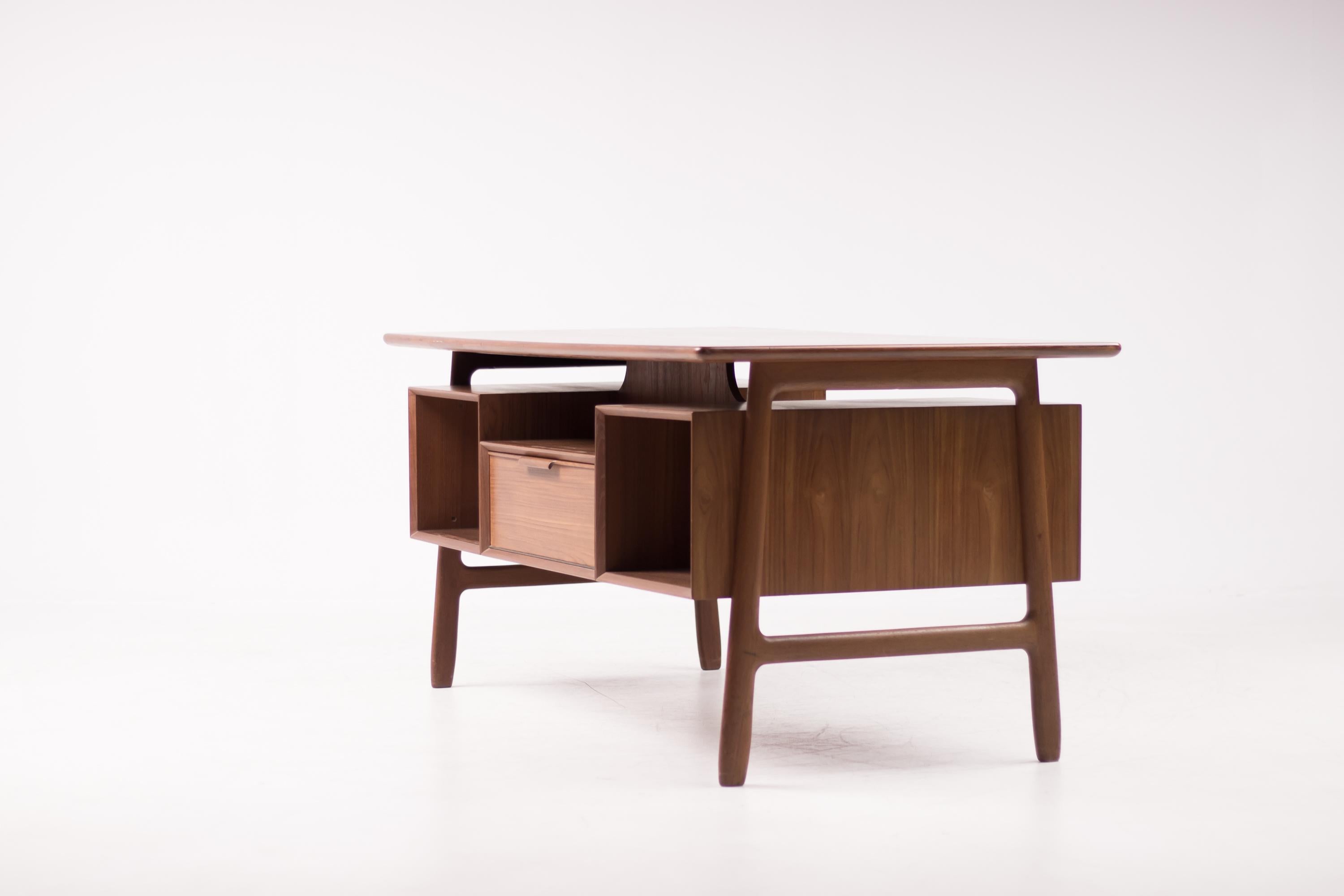 Scandinavian Modern Gunni Omann Model 75 Writing Desk