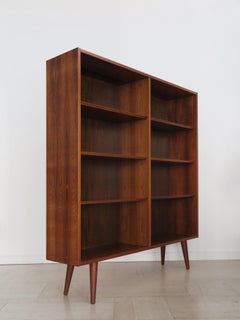 Gunni Omann Librería escandinava de madera oscura para Jun Møbelfabrik, Dinamarca Años 60