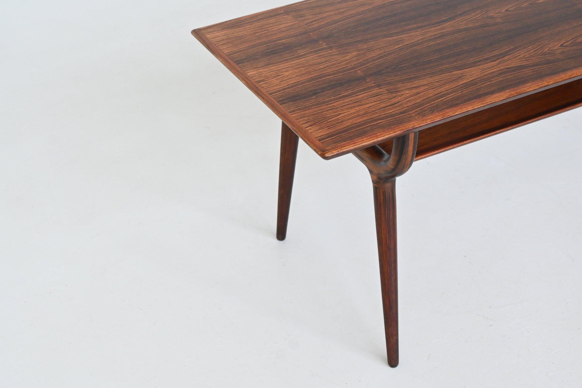 Gunni Omann sculptural coffee table rosewood Omann Jun Denmark 1958 For Sale 3