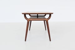 Gunni Omann table basse sculpturale en bois de rose Gunni Omann Danemark 1958