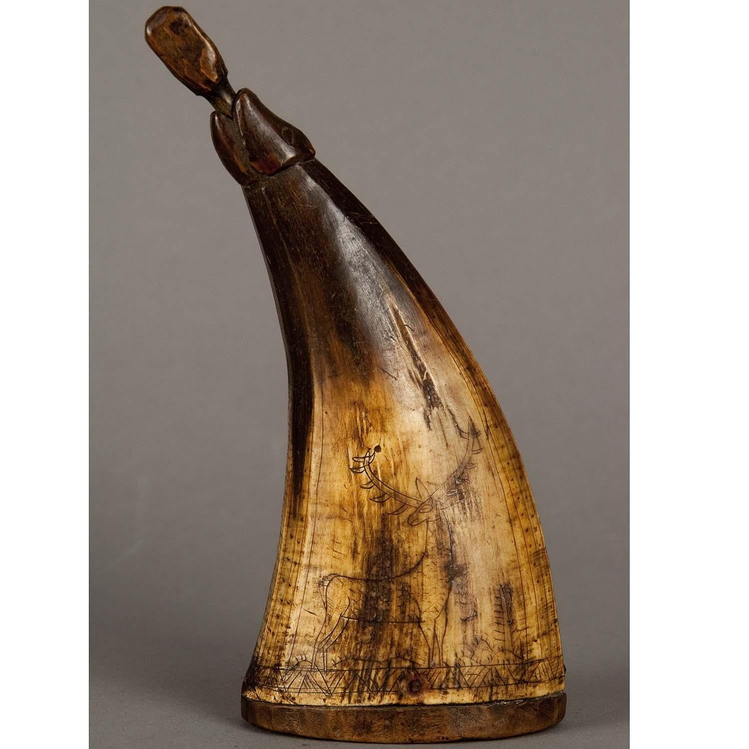 German Gunpowder Horn with Great Engravings, 18th Century For Sale