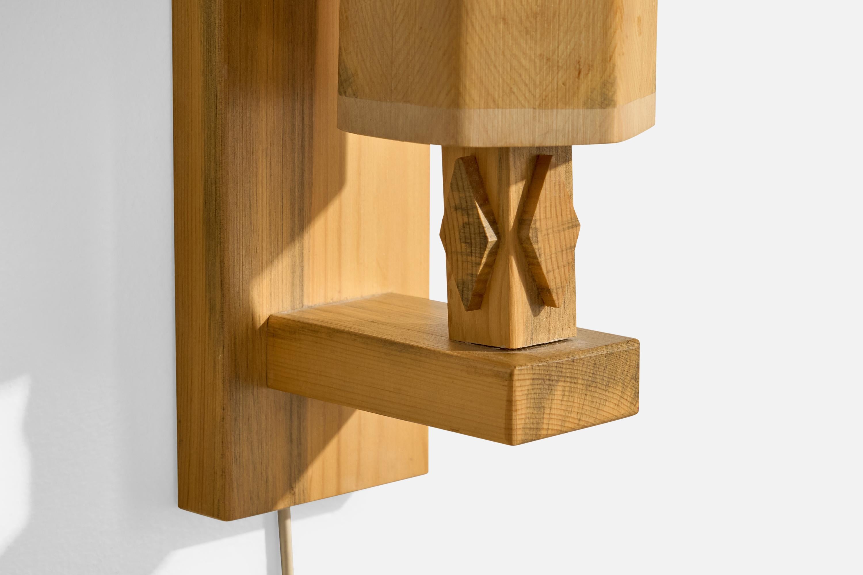 Guns Hemslöjd, Wall Lights, Wood, Sweden, 1970s For Sale 2