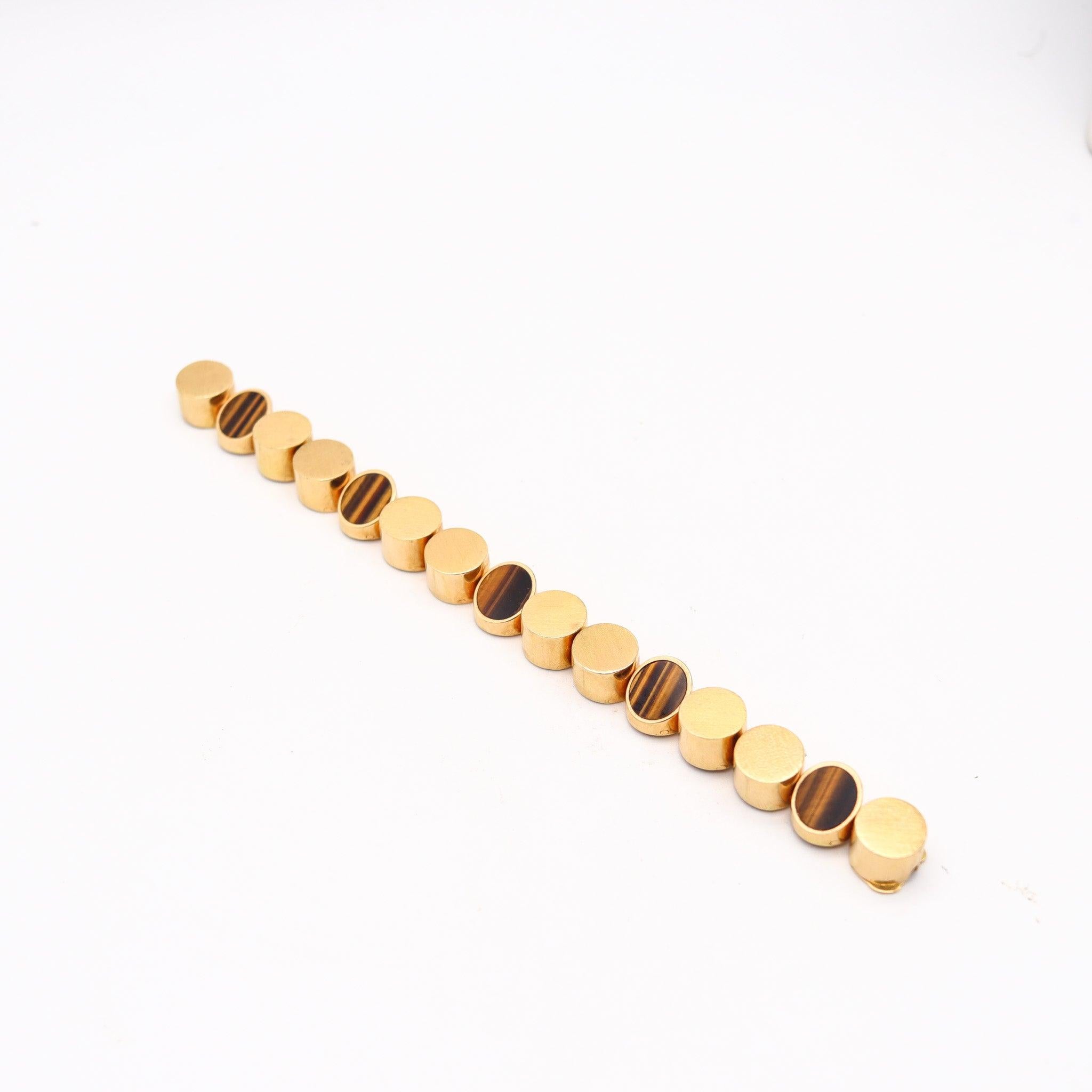 GÜNTER KRAUSS 1970 Bracelet géométrique moderniste en or 18Kt et yeux de tigre Excellent état - En vente à Miami, FL