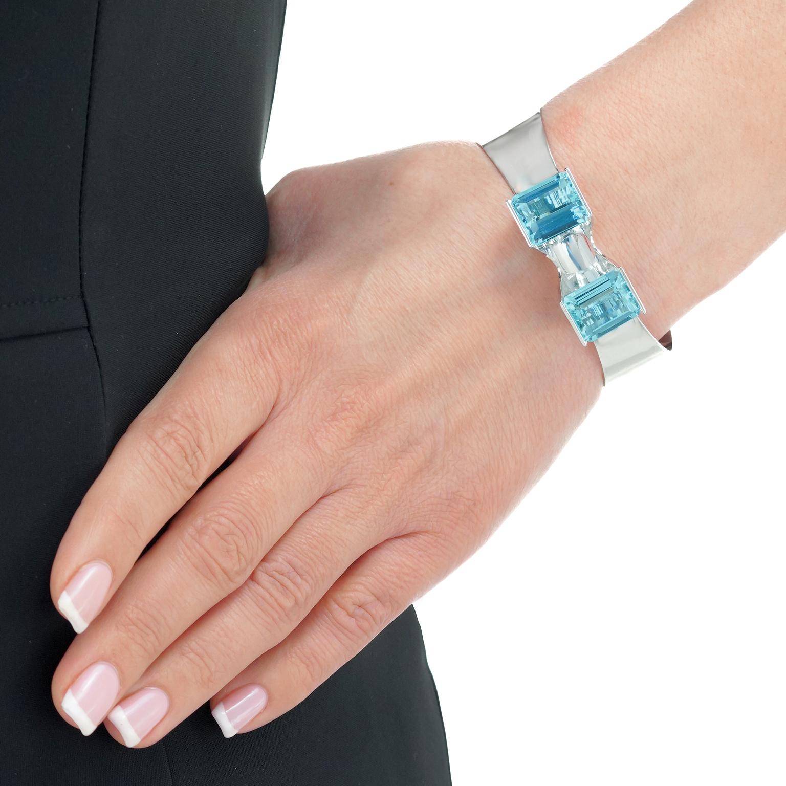Emerald Cut Günter Wyss Hyper-Modern Aquamarine Bracelet For Sale
