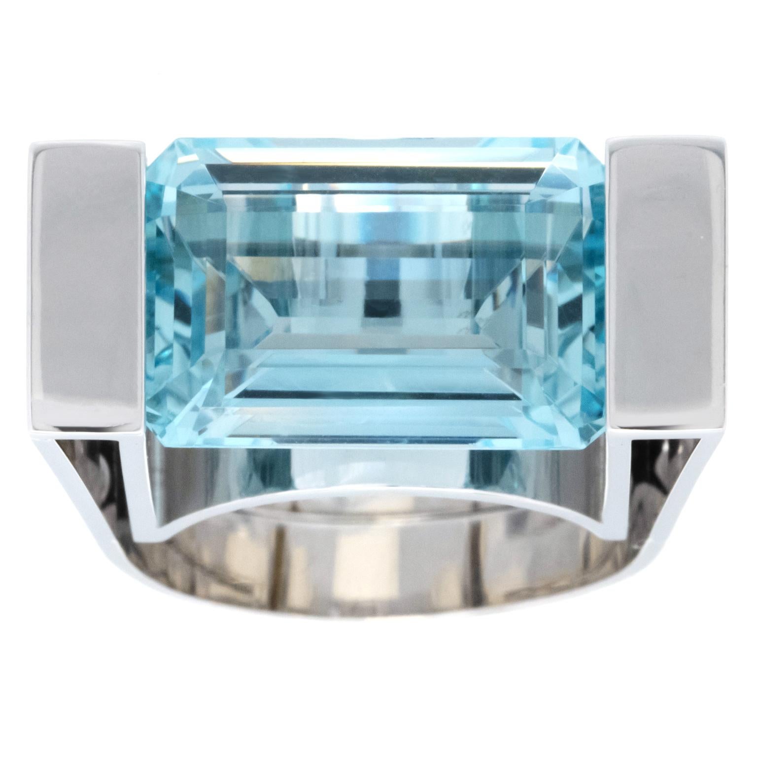 Günter Wyss Hyper-Modern Aquamarine Ring For Sale 6