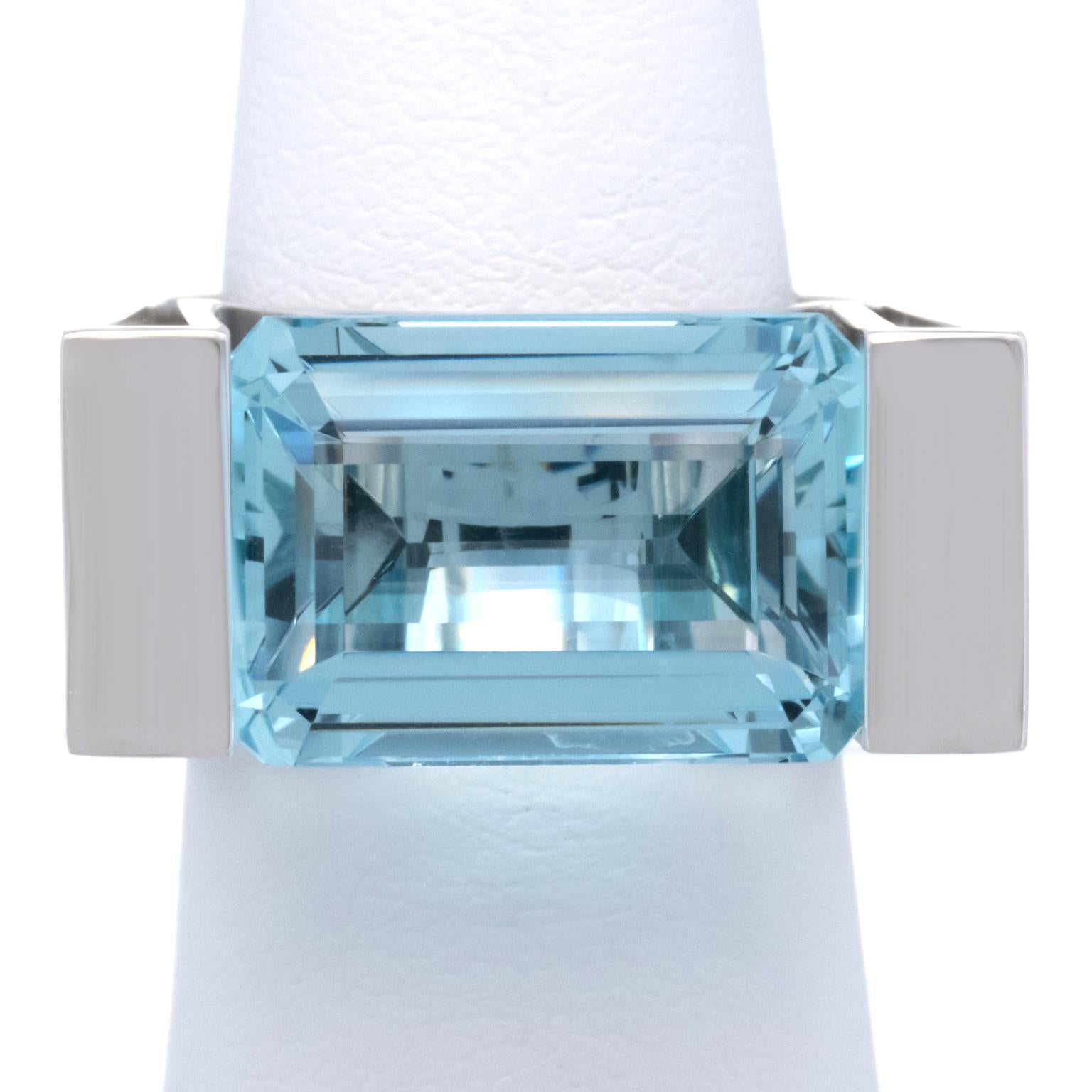 Günter Wyss Hyper-Modern Aquamarine Ring For Sale 2