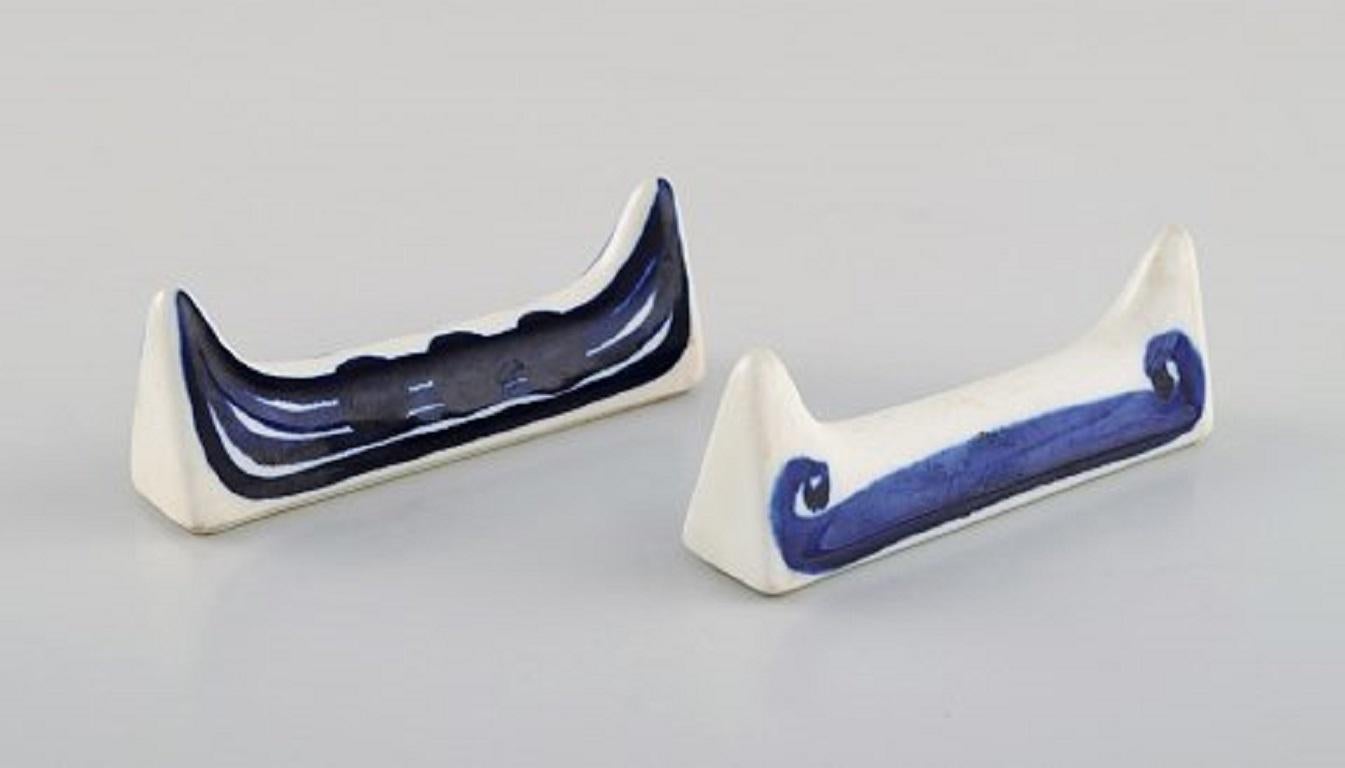 Finnish Gunvor Olin Gronqvist for Arabia, Two Rare Knife Rests in Glazed Ceramics For Sale