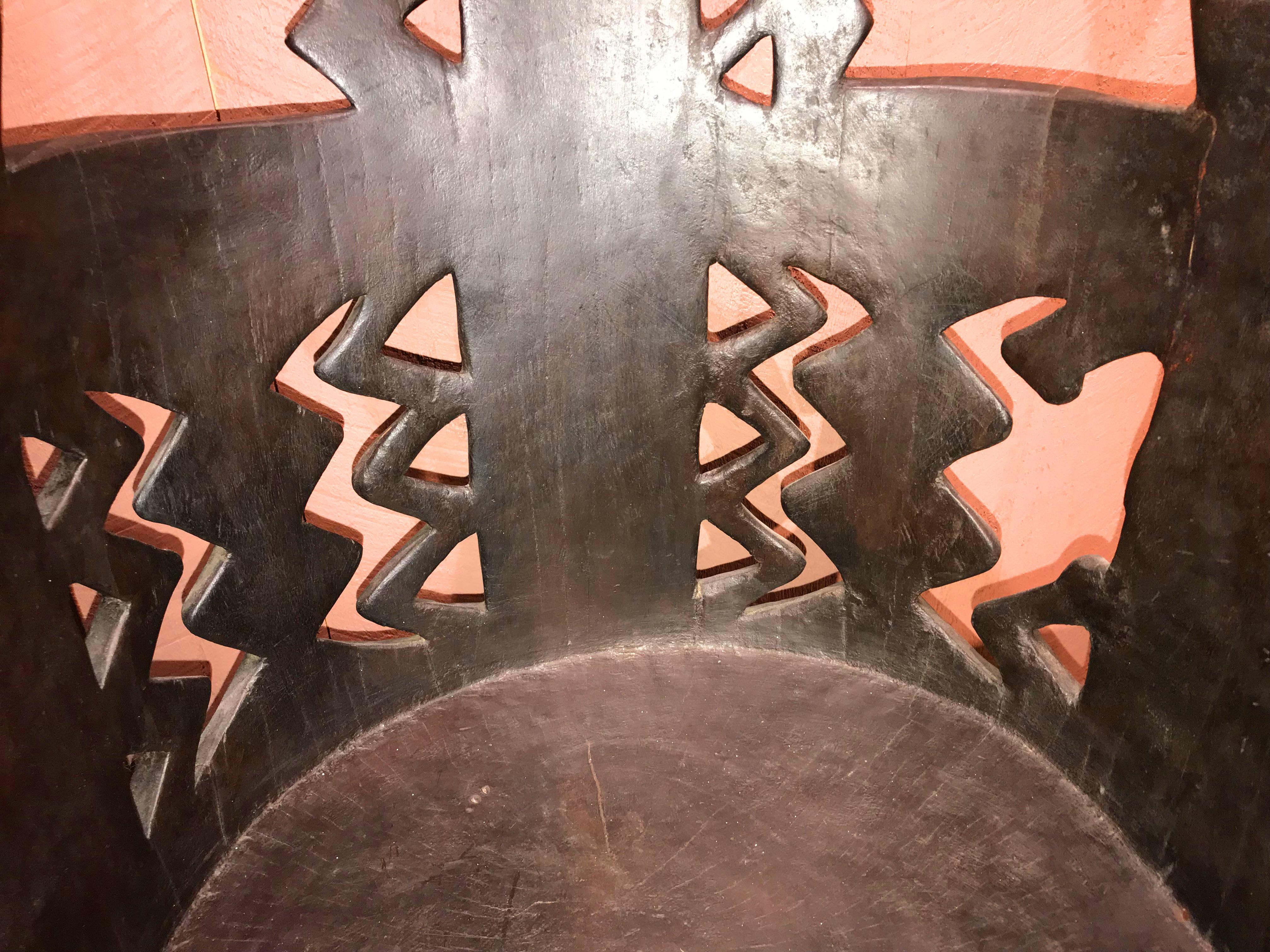 Gurage Tribal Carved Wanza Wood Throne Jimma Chair from Ethiopia In Good Condition In Milford, NH