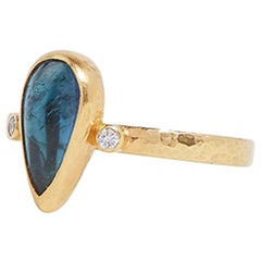 Gurhan 22-24 Karat Hammered Yellow Gold Green Tourmaline and Diamond Ring