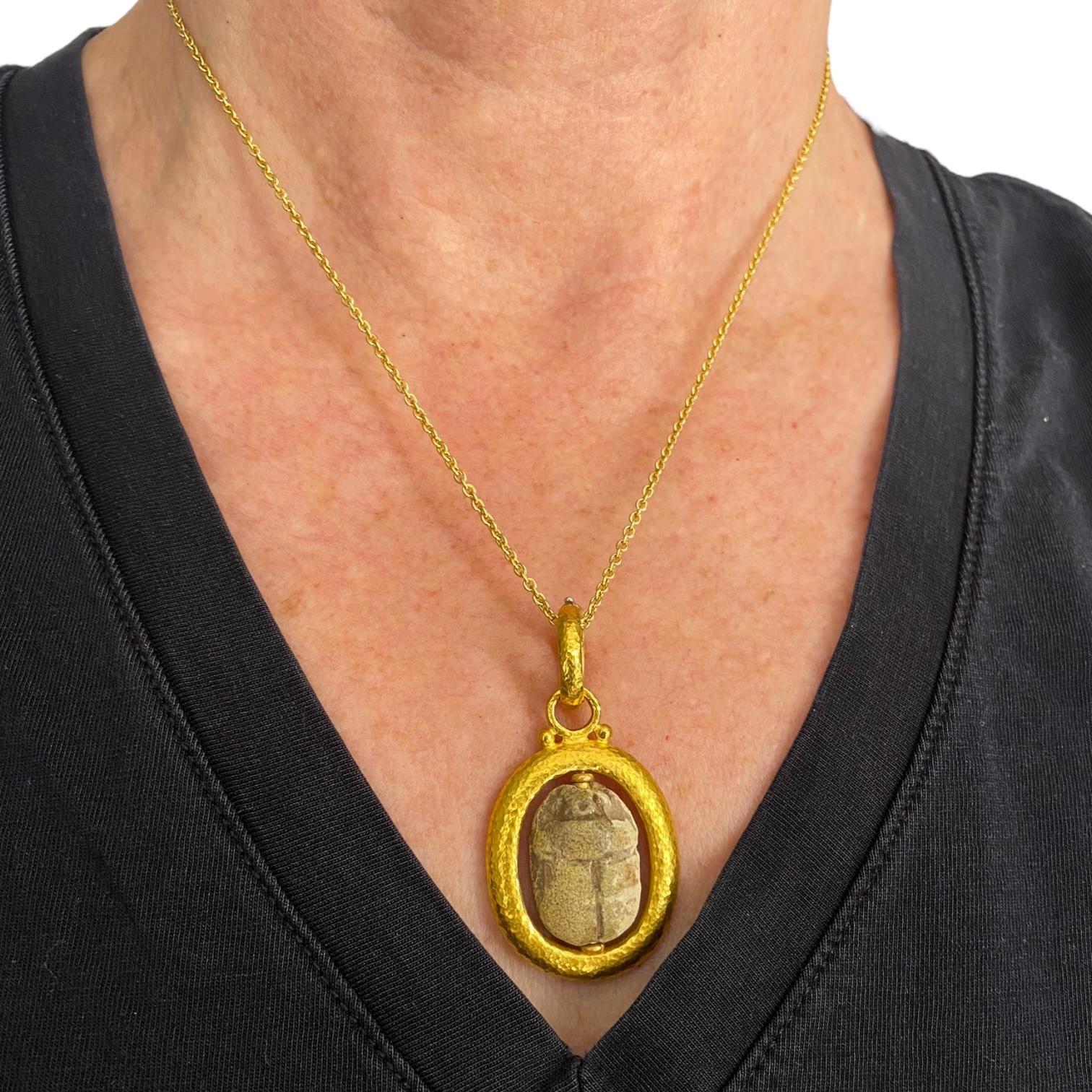 GURHAN 24K Gold Großer Skarabäus-Anhänger im Angebot 7