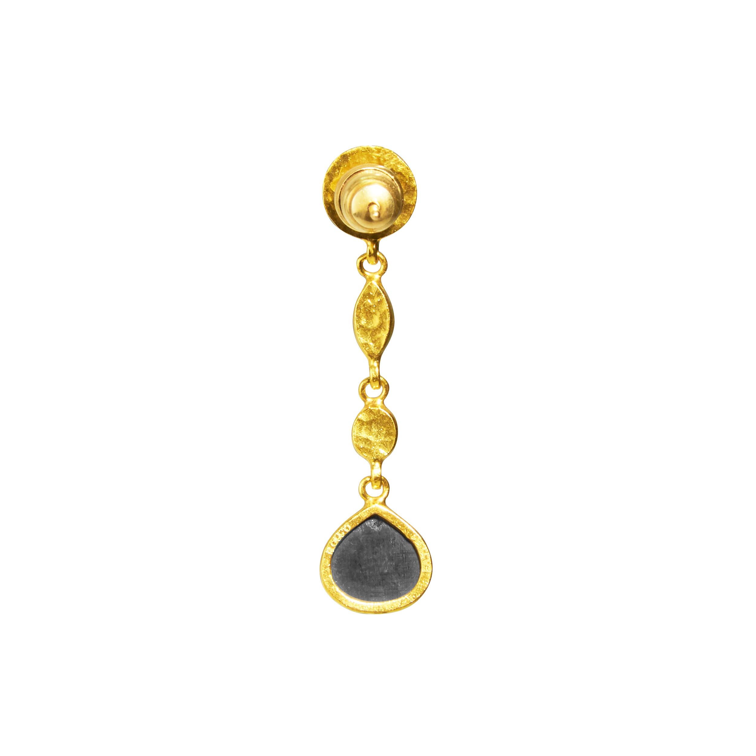 Contemporary GURHAN 24 Karat Hammered Yellow Gold Black/White Rosecut Diamond Drop Earrings For Sale