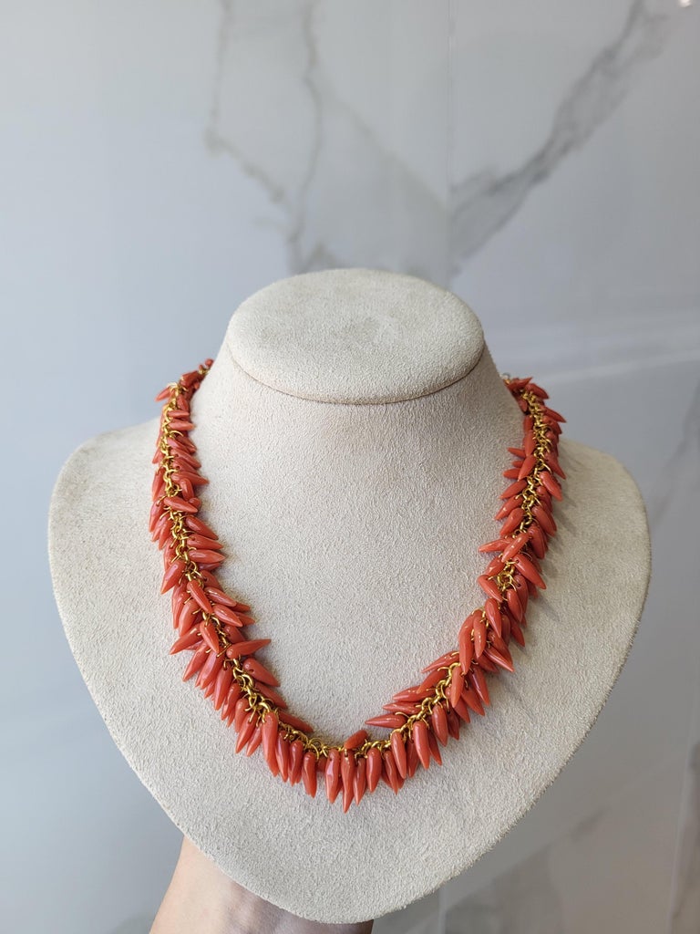 Gurhan Natural Coral Draped Beaded Necklace with 18 Karat Yellow Gold  For Sale 6