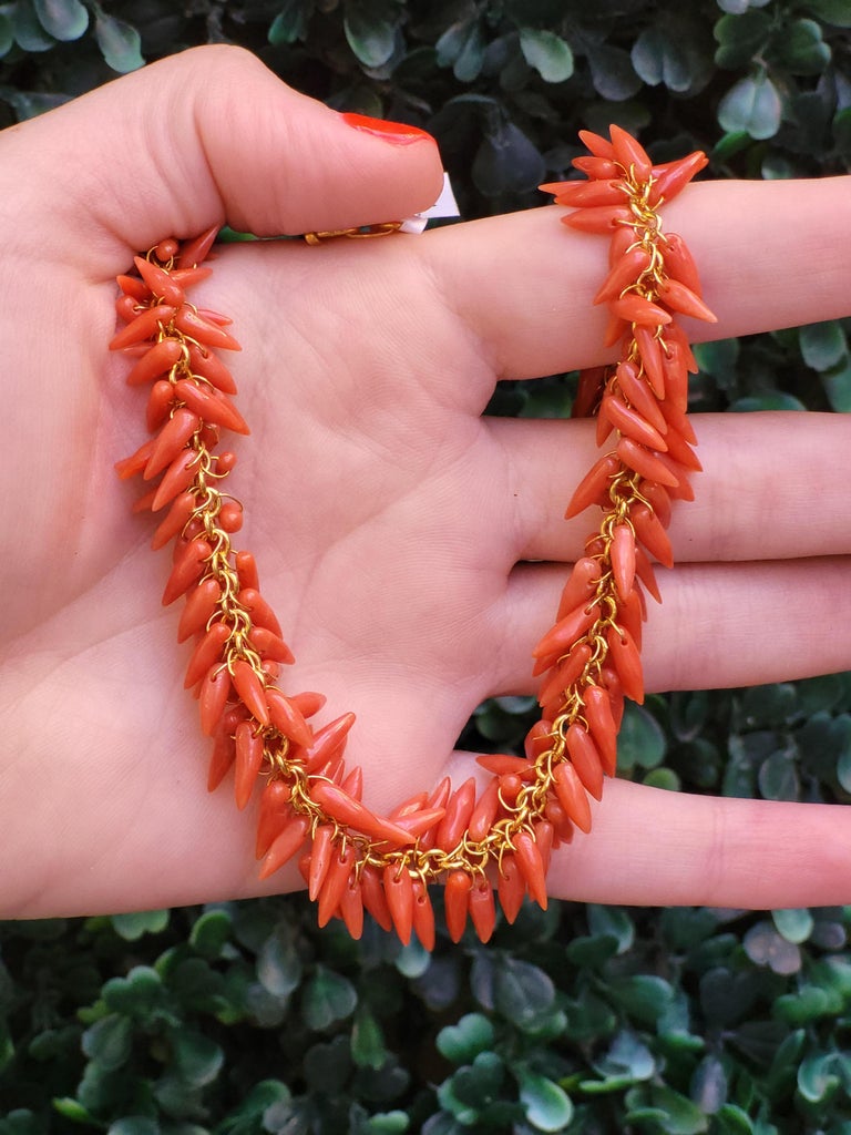 Women's or Men's Gurhan Natural Coral Draped Beaded Necklace with 18 Karat Yellow Gold  For Sale