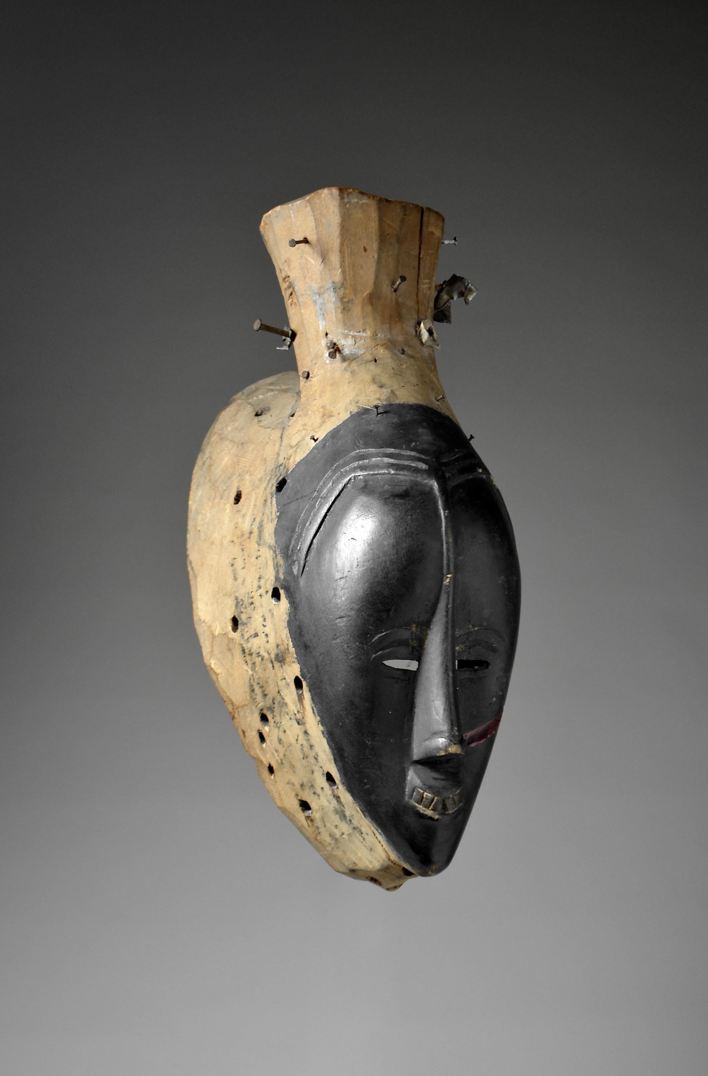 Wood Guro 'Kyasa' mask  For Sale