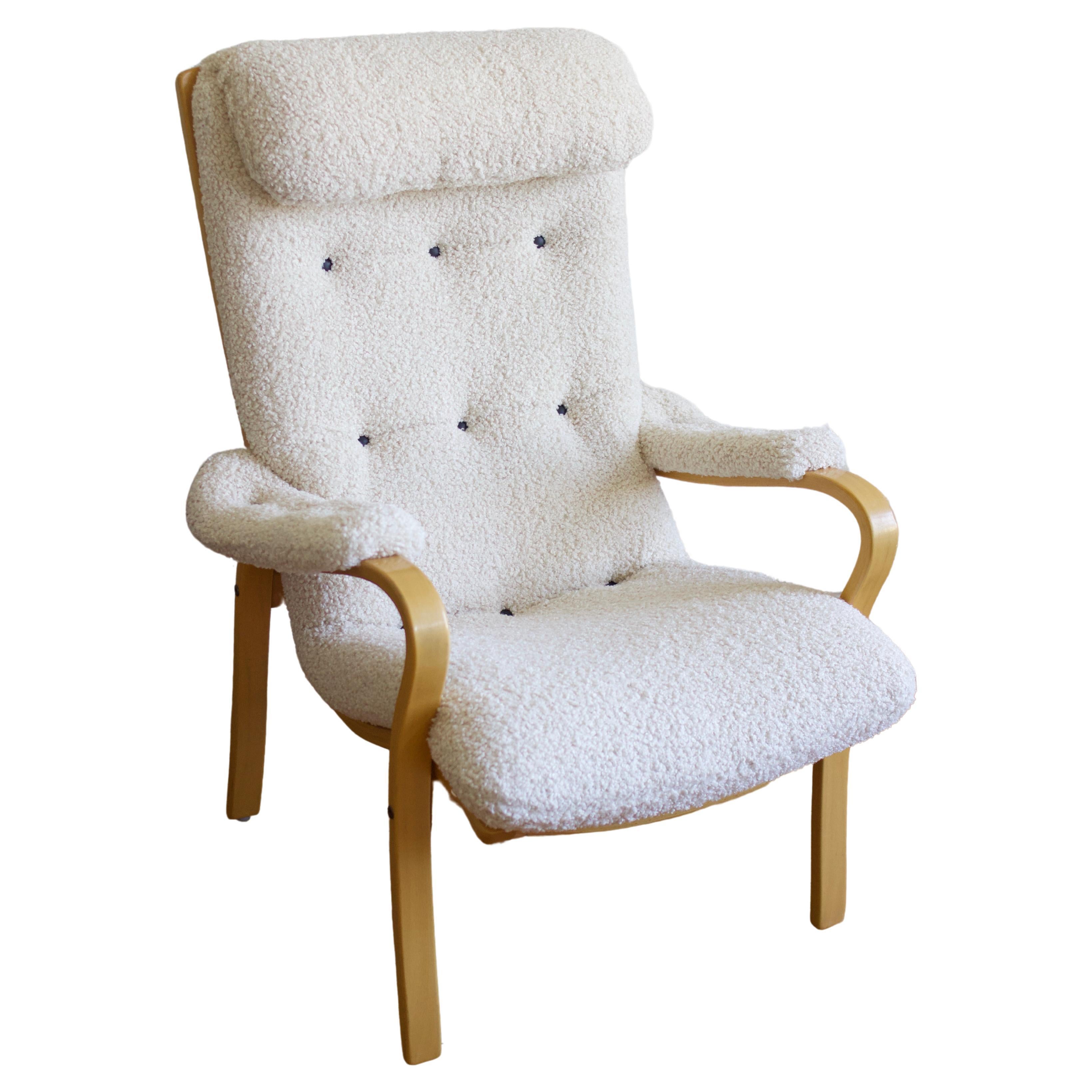 Fauteuil Peter en bois cintré et bouclette de Gustaf Axel Berg, années 1960 en vente