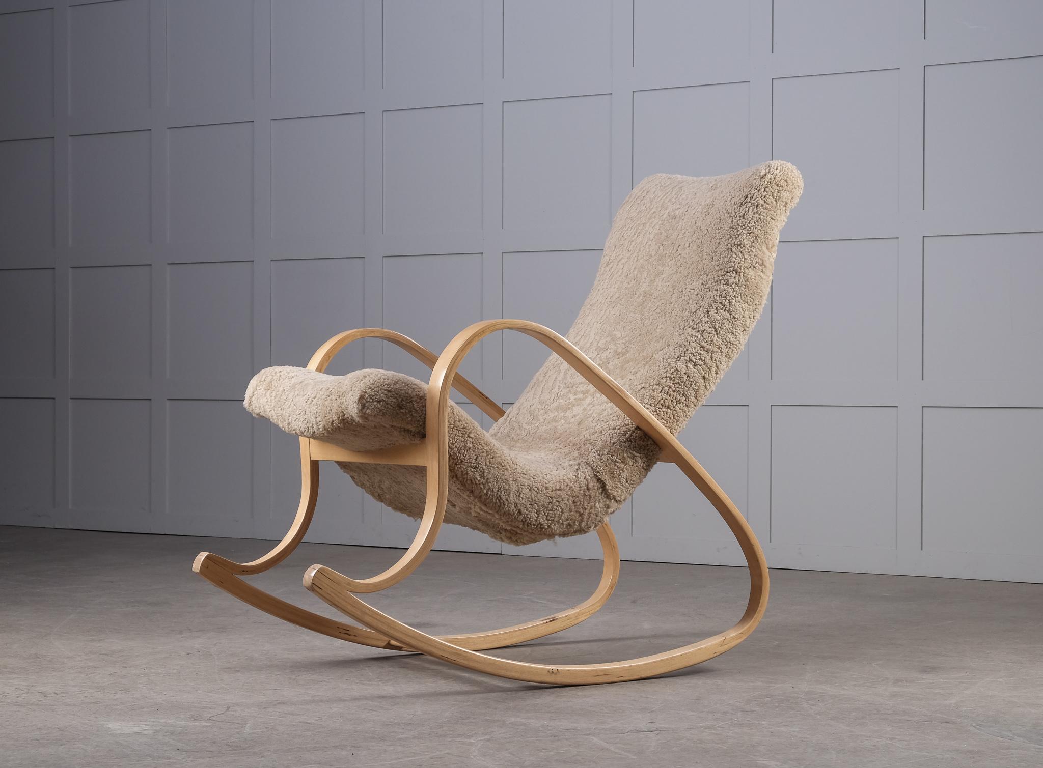 rocking chair sheepskin