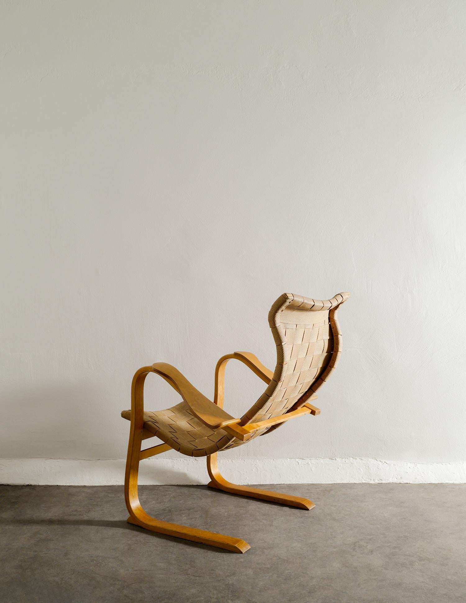 Scandinave moderne Gustav Axel Berg fauteuil de salon « Patron » du milieu du siècle produit en Suède, années 1940