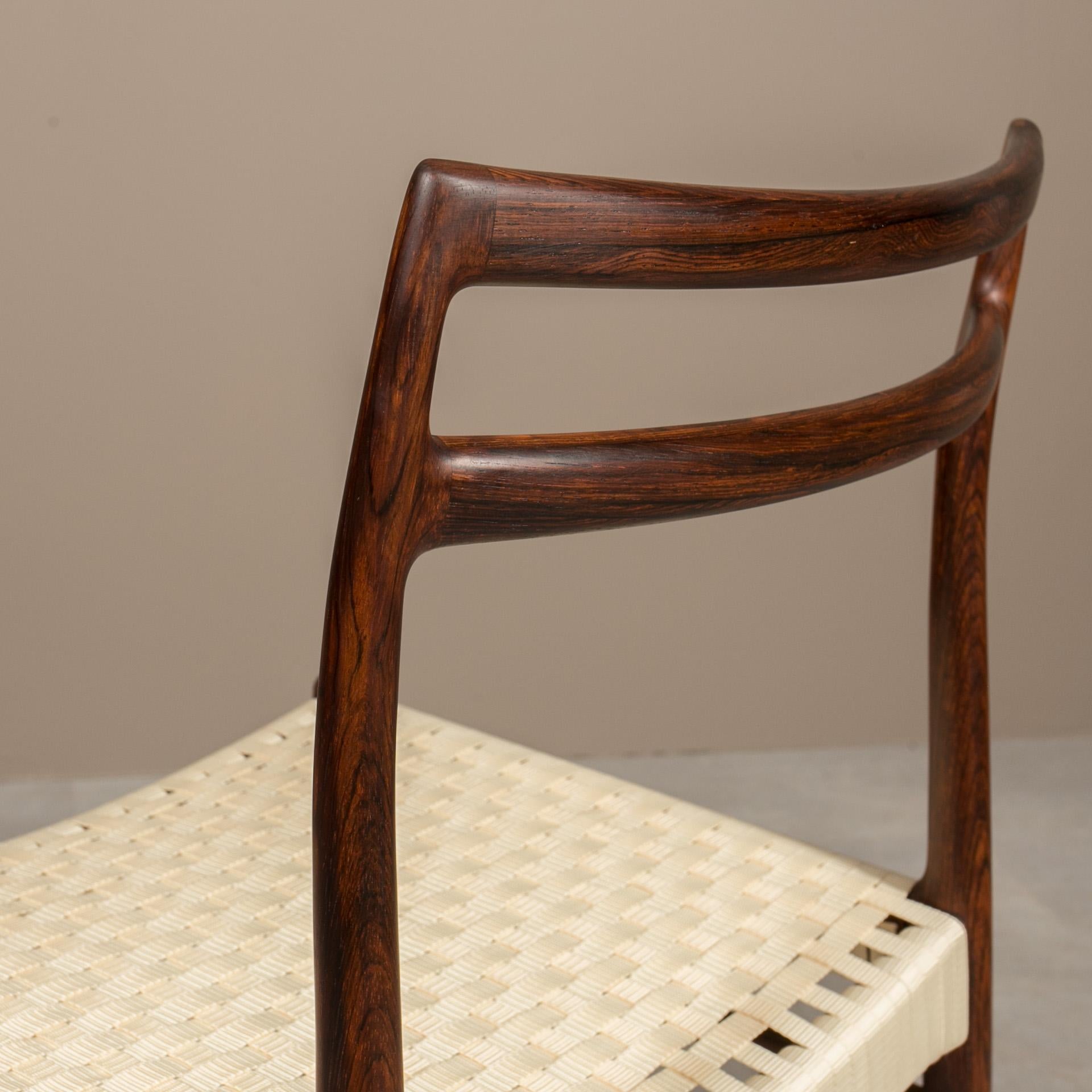 Gustav Bahus Dining Set, Extendable Round Table, 4 Chairs, Norway, 1960s 7