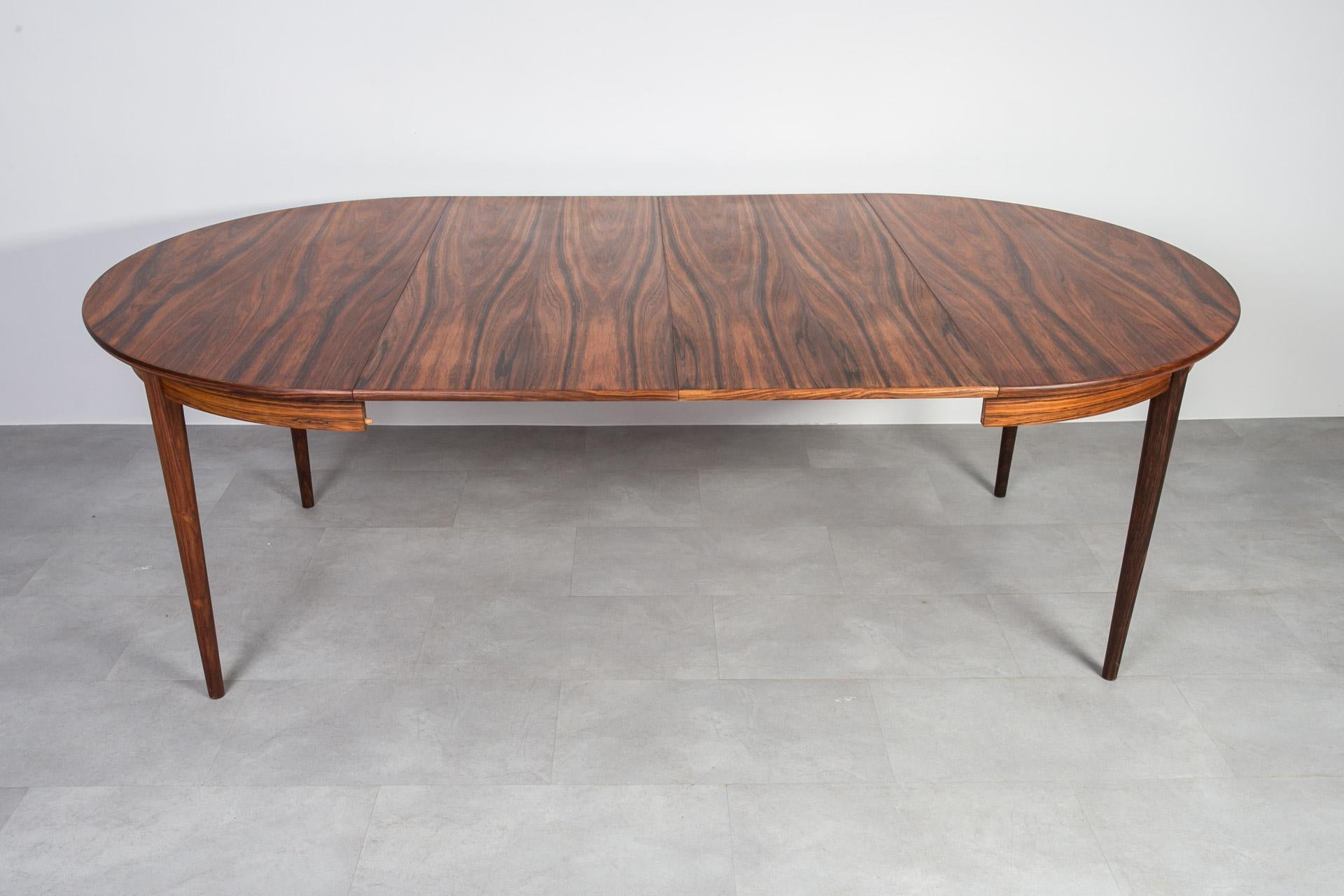 Gustav Bahus Dining Set, Extendable Round Table & 8 Chairs, Norway, 1960s For Sale 9