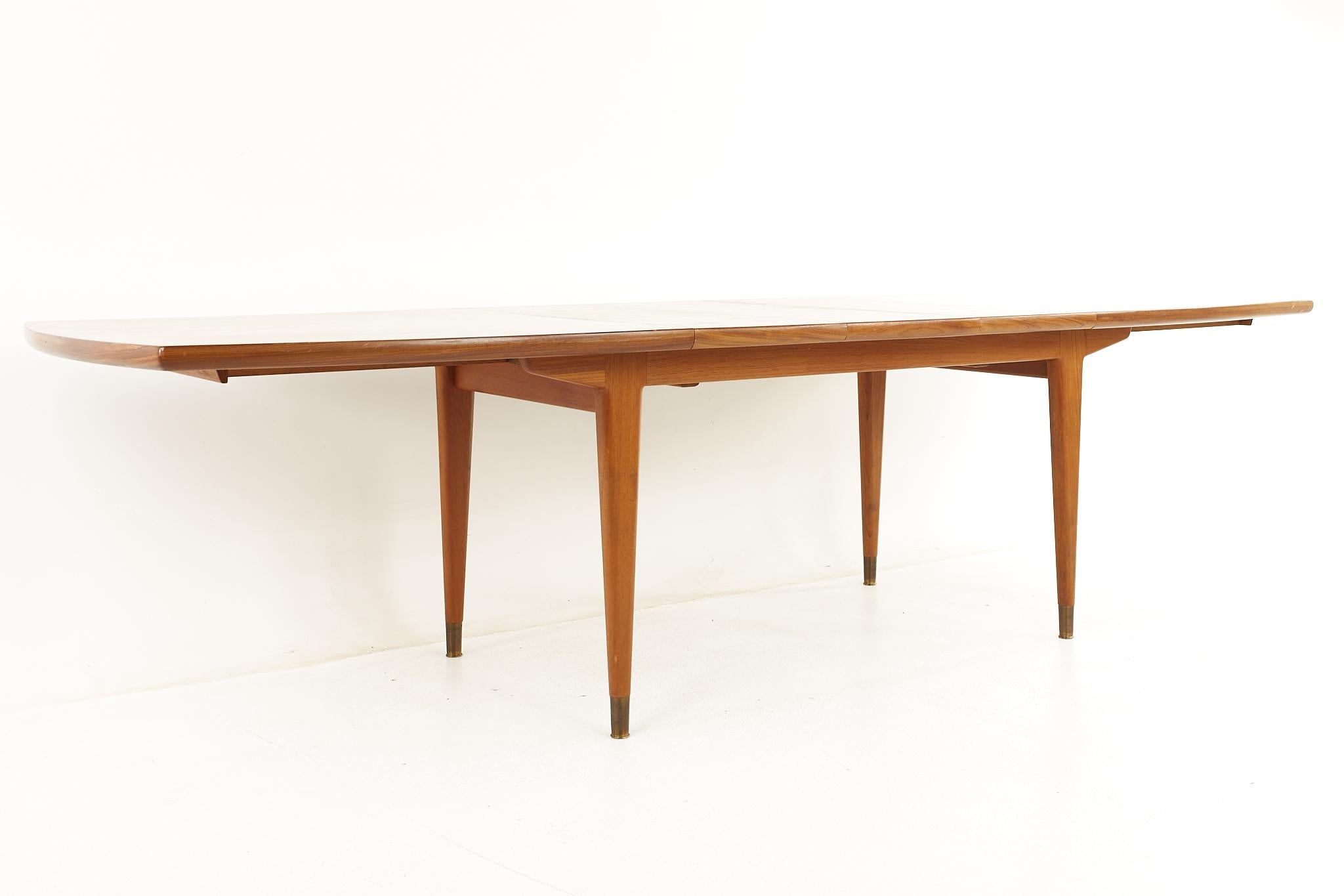 Gustav Bahus for Ingolf Bahus of Norway MCM Teak Dining Table with 3 Leaves 10