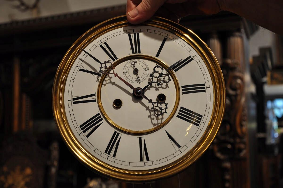 gustav becker wall clock identification