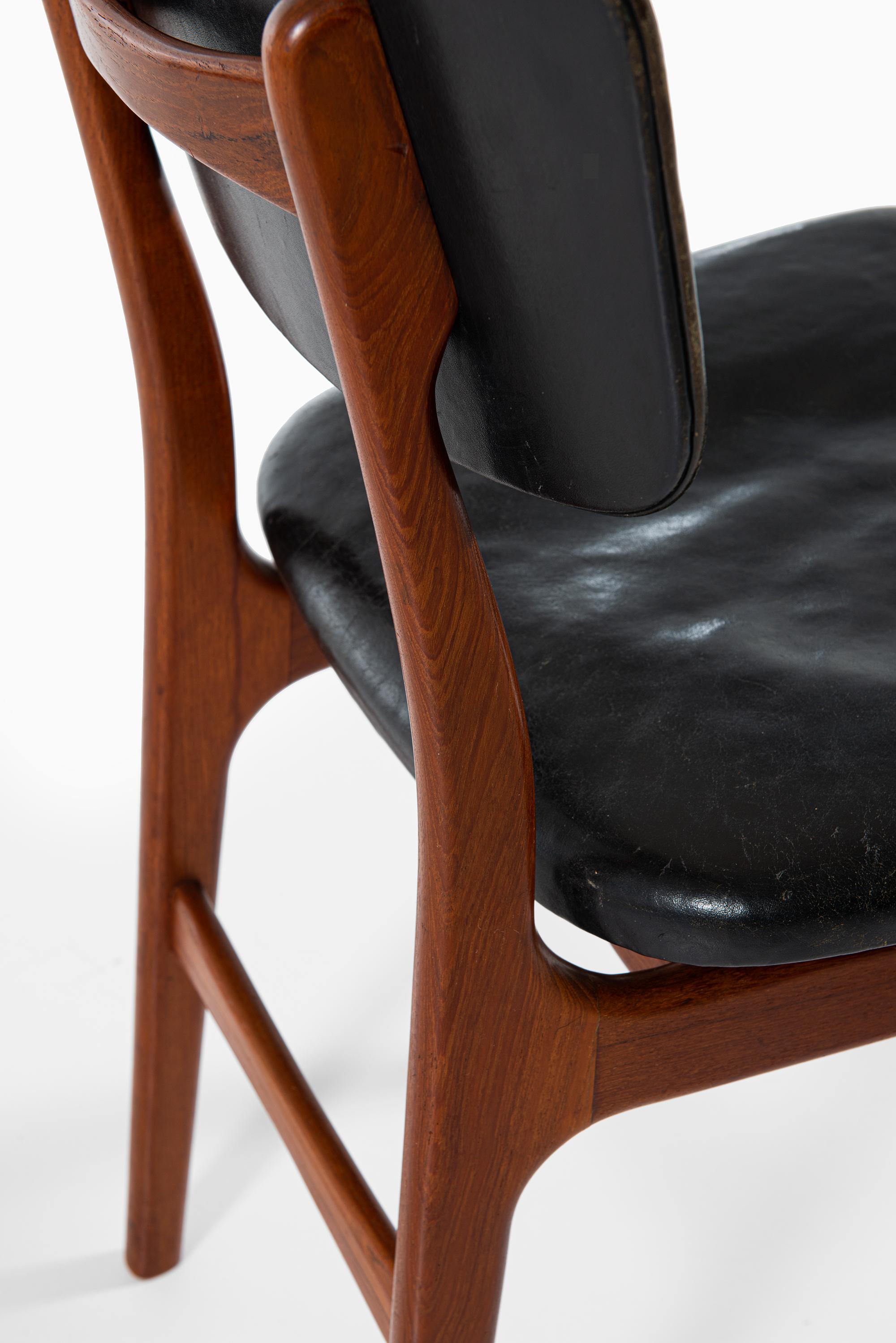 Scandinavian Modern Gustav Bertelsen Dining Chairs by Gustav Bertelsen in Denmark