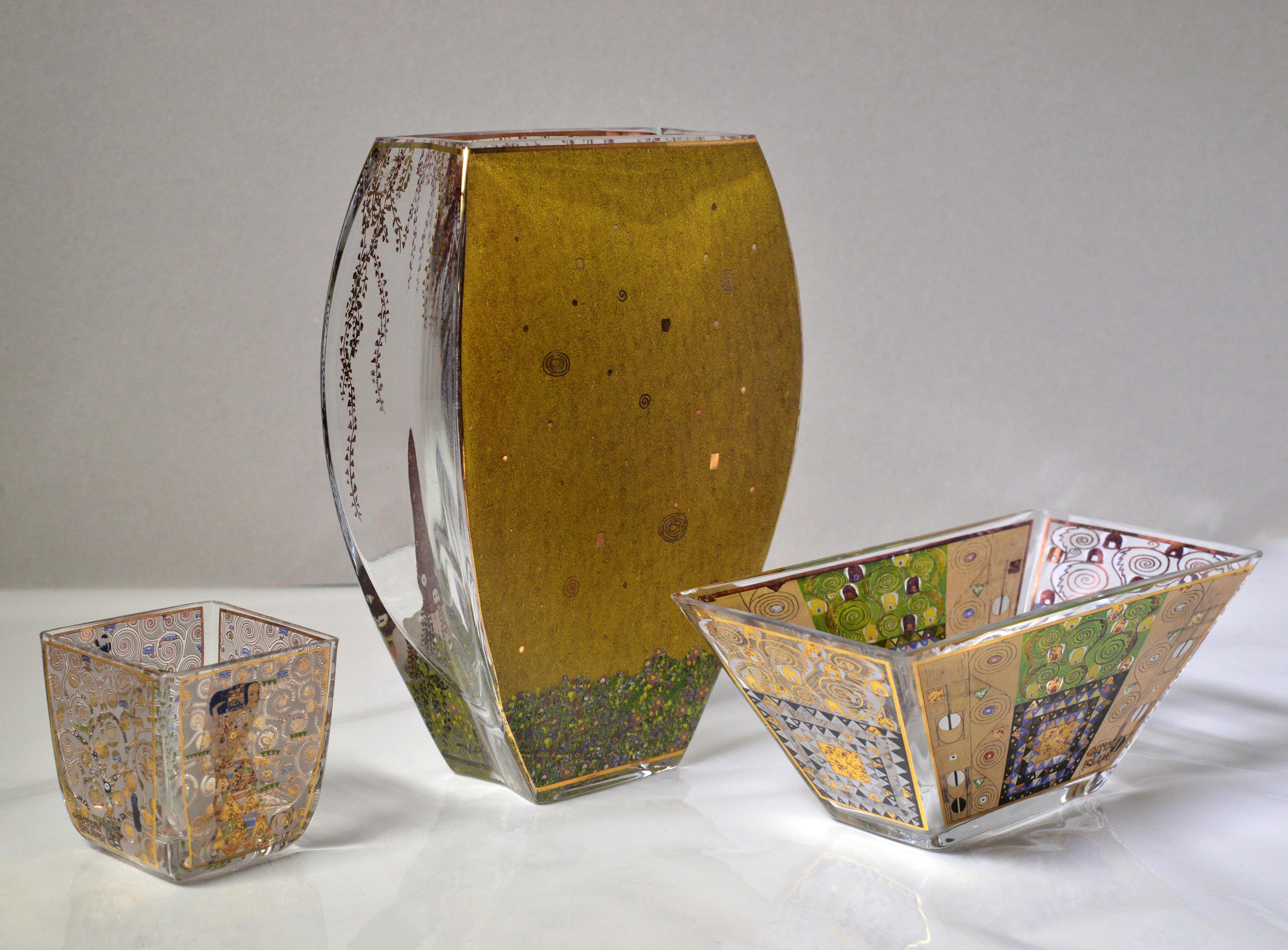 20th Century Gustav Klimt in Goebel Artis Orbis Vintage 3 pcs Glass Ensemble Vase Bowl Set For Sale