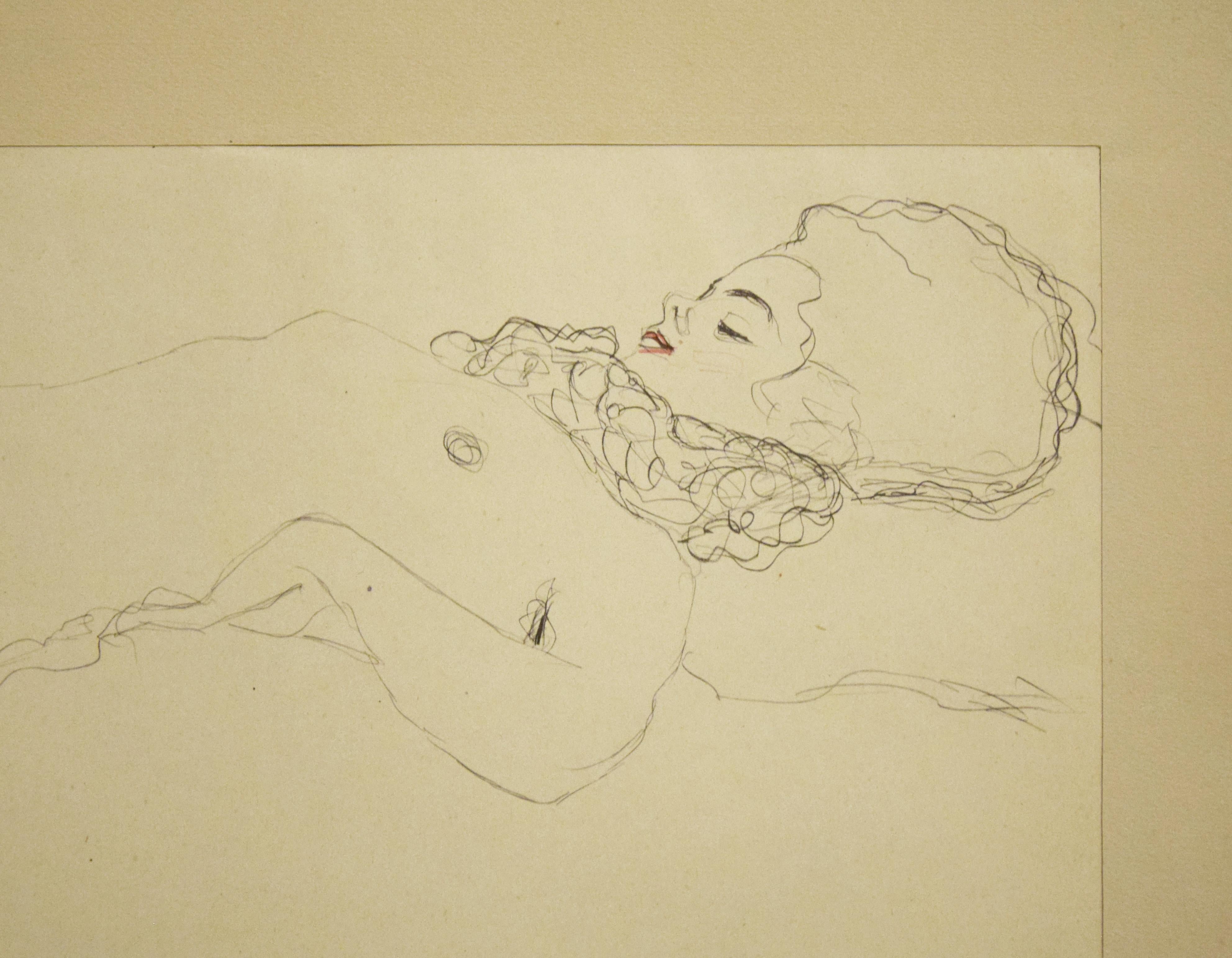 Femme nue allongée avec une écharpe - années 1910 - Beige Nude Print par (after) Gustav Klimt