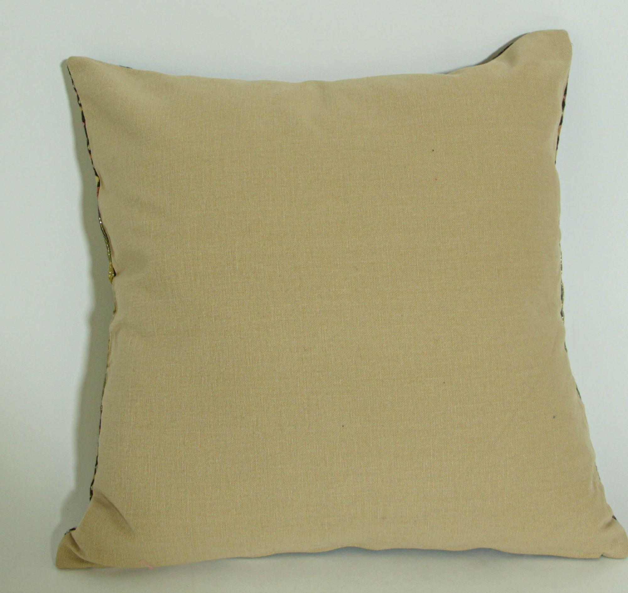 Cotton GUSTAV KLIMT The Kiss Throw Pillow Cushion Decor For Sale